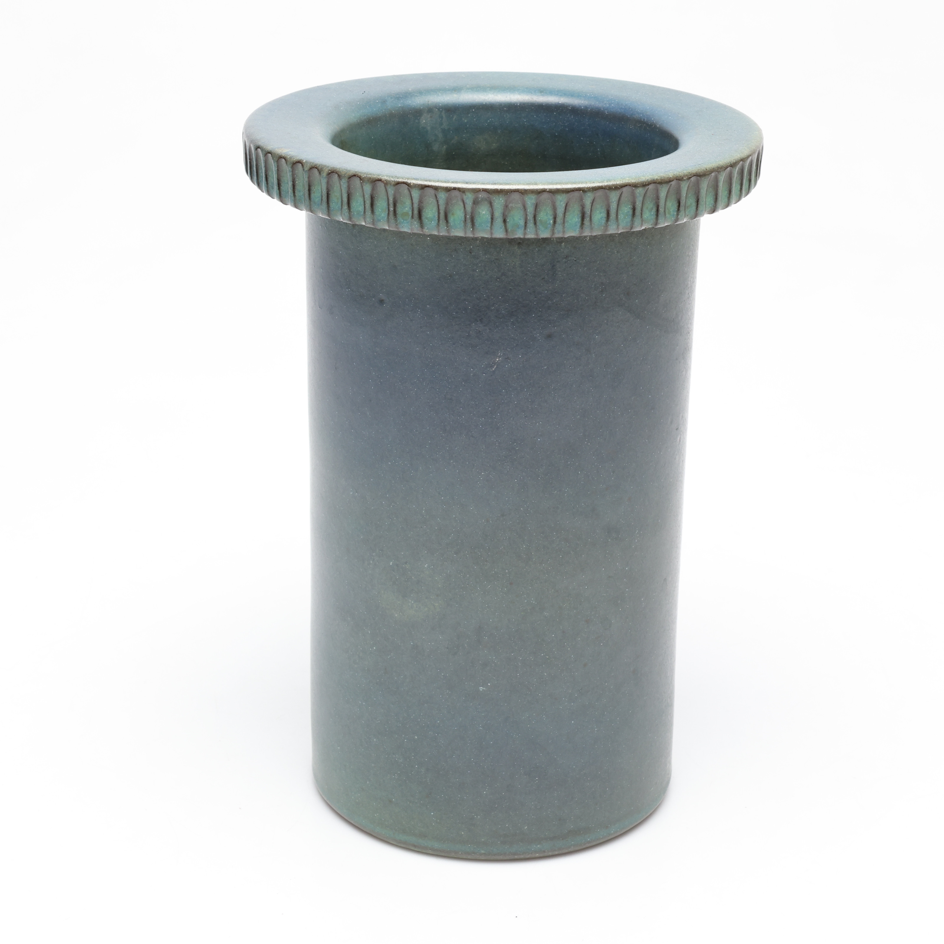IRMA YOURSTONE. instats till vas, modell 1121, Upsala Ekeby.