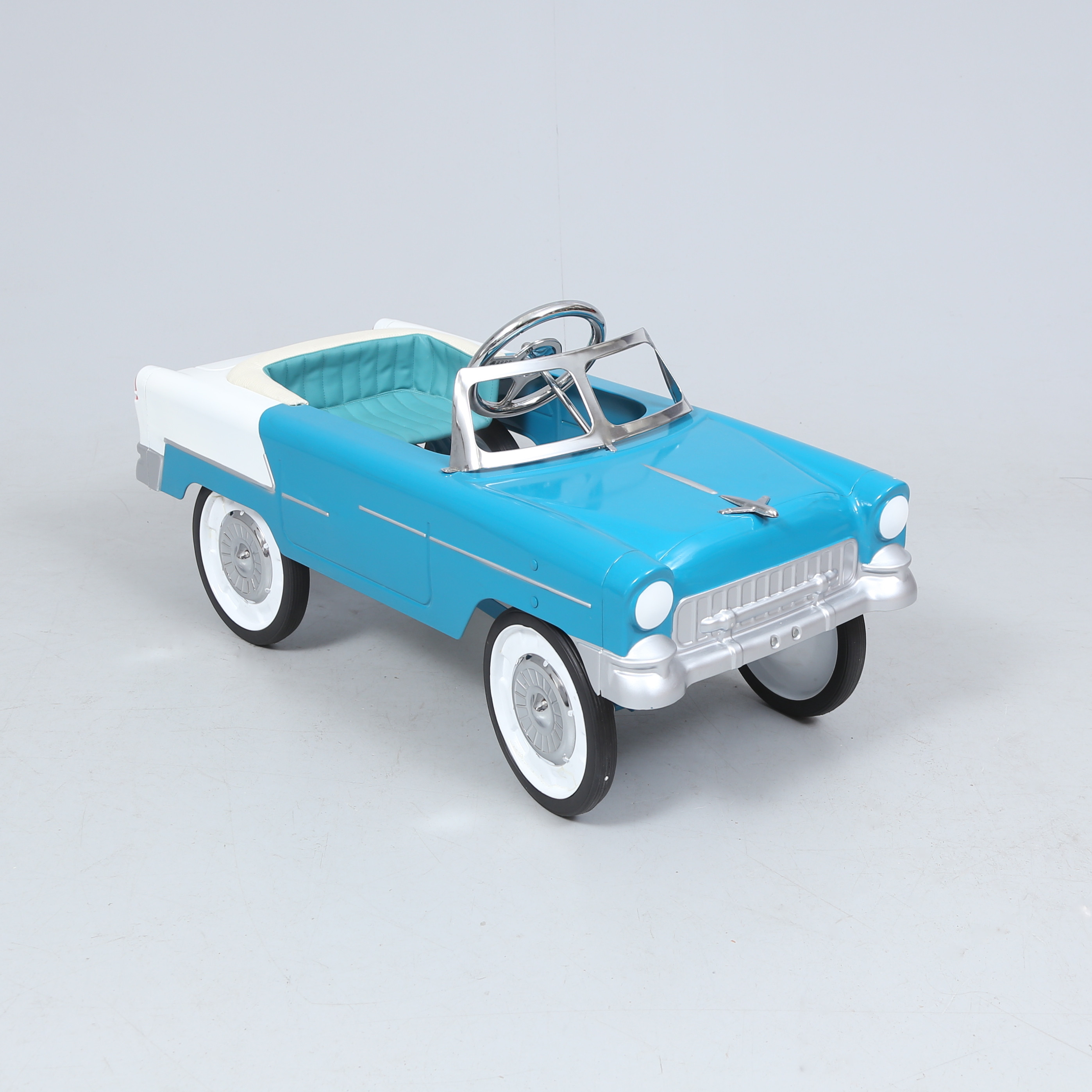 TRAMPBIL, lackerad metall, Chevrolet 55, Speedway motors, Usa, samtida.