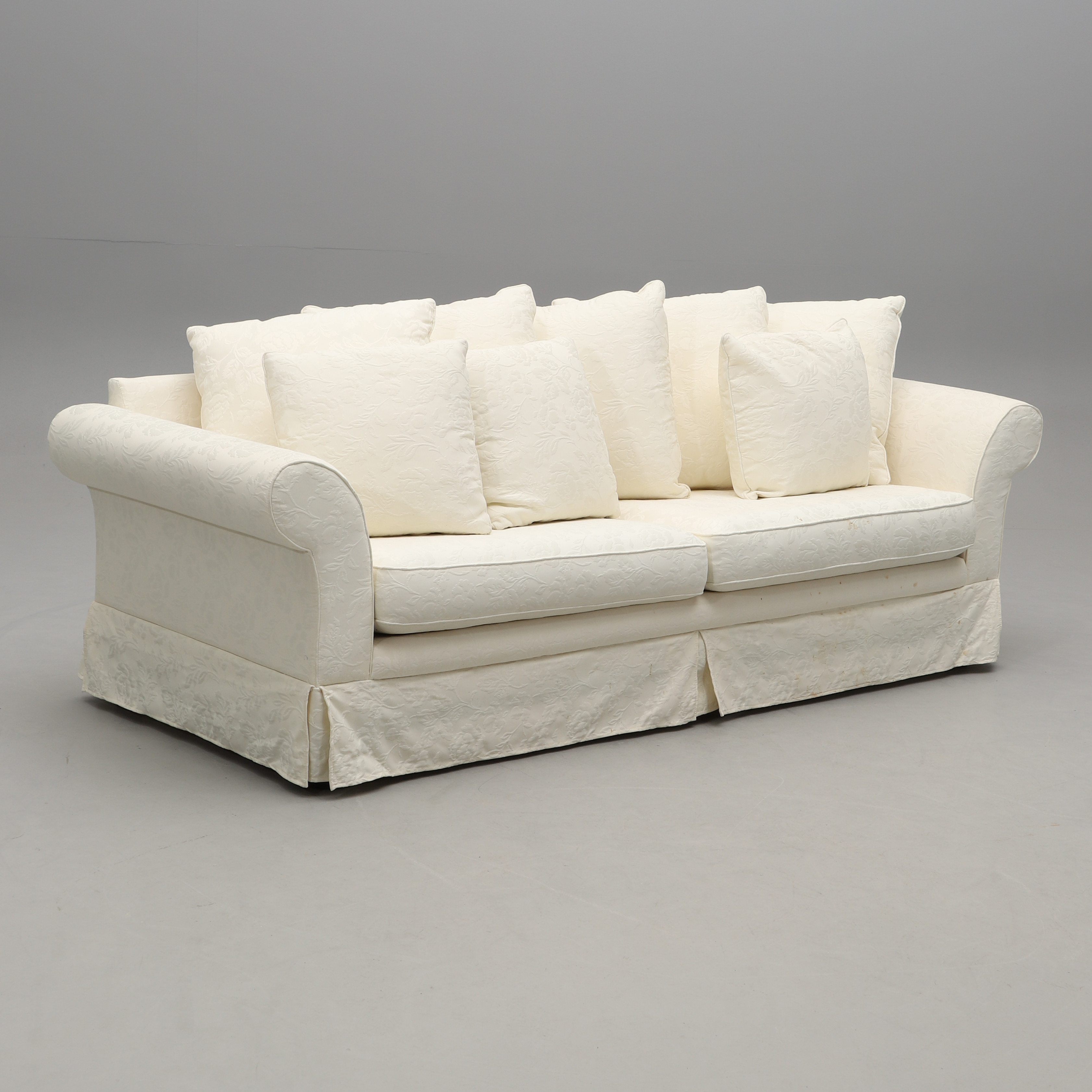 SOFFA, Furninova.