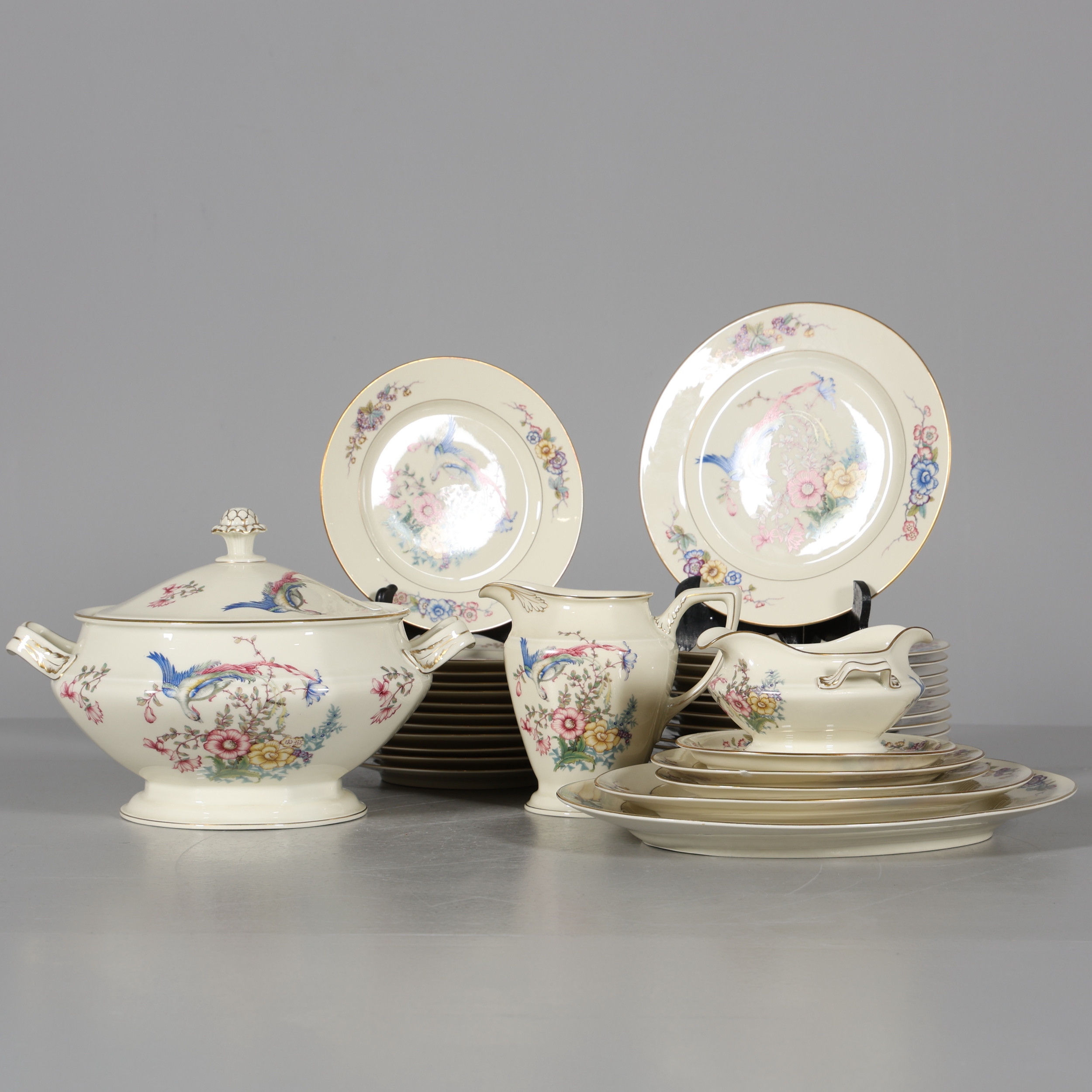 SERVISDELAR, 31 stycken, "Phoenix", Ivory Bavaria, Rosenthal.