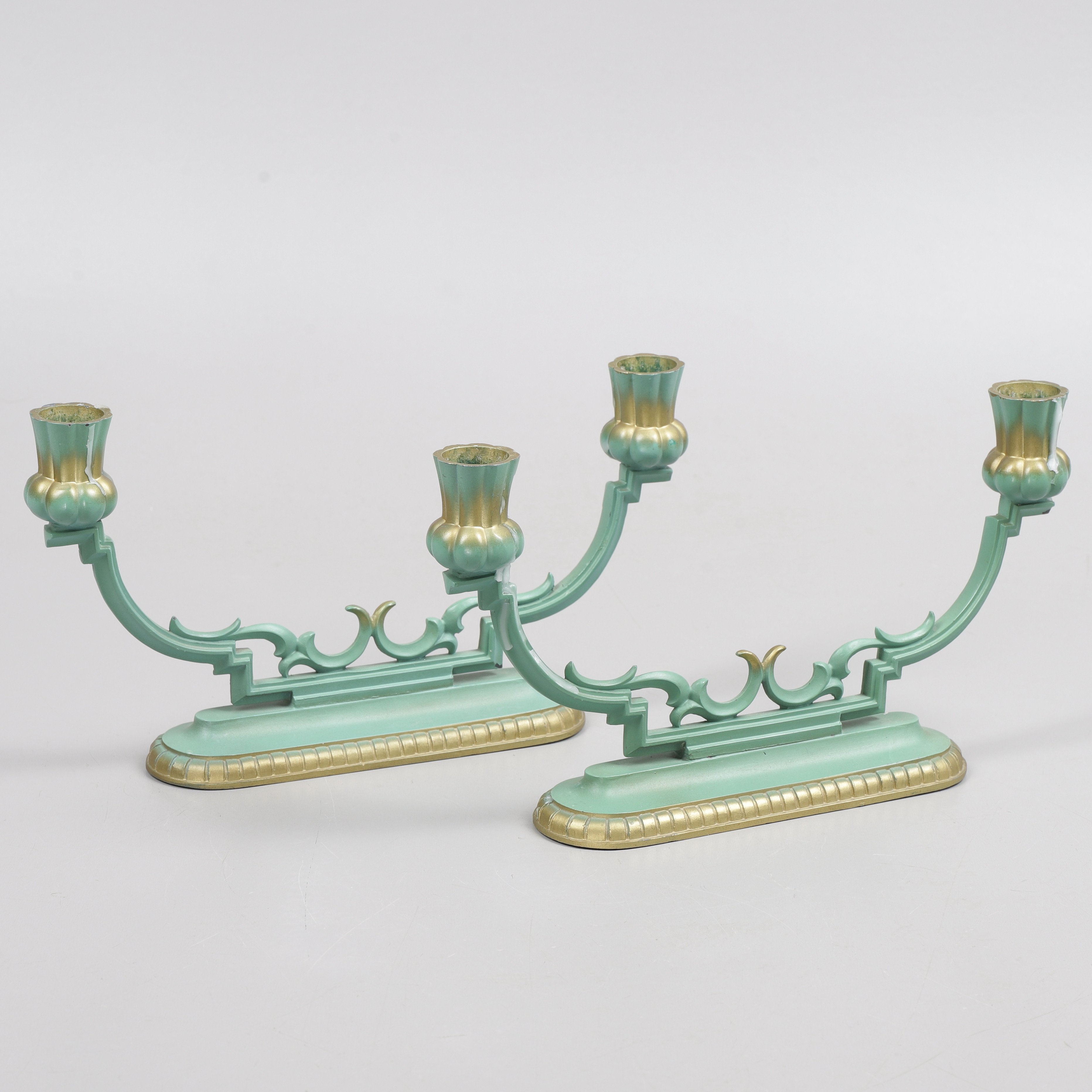 LJUSSTAKAR, ett par, Art Deco, 1900-talets första hälft.