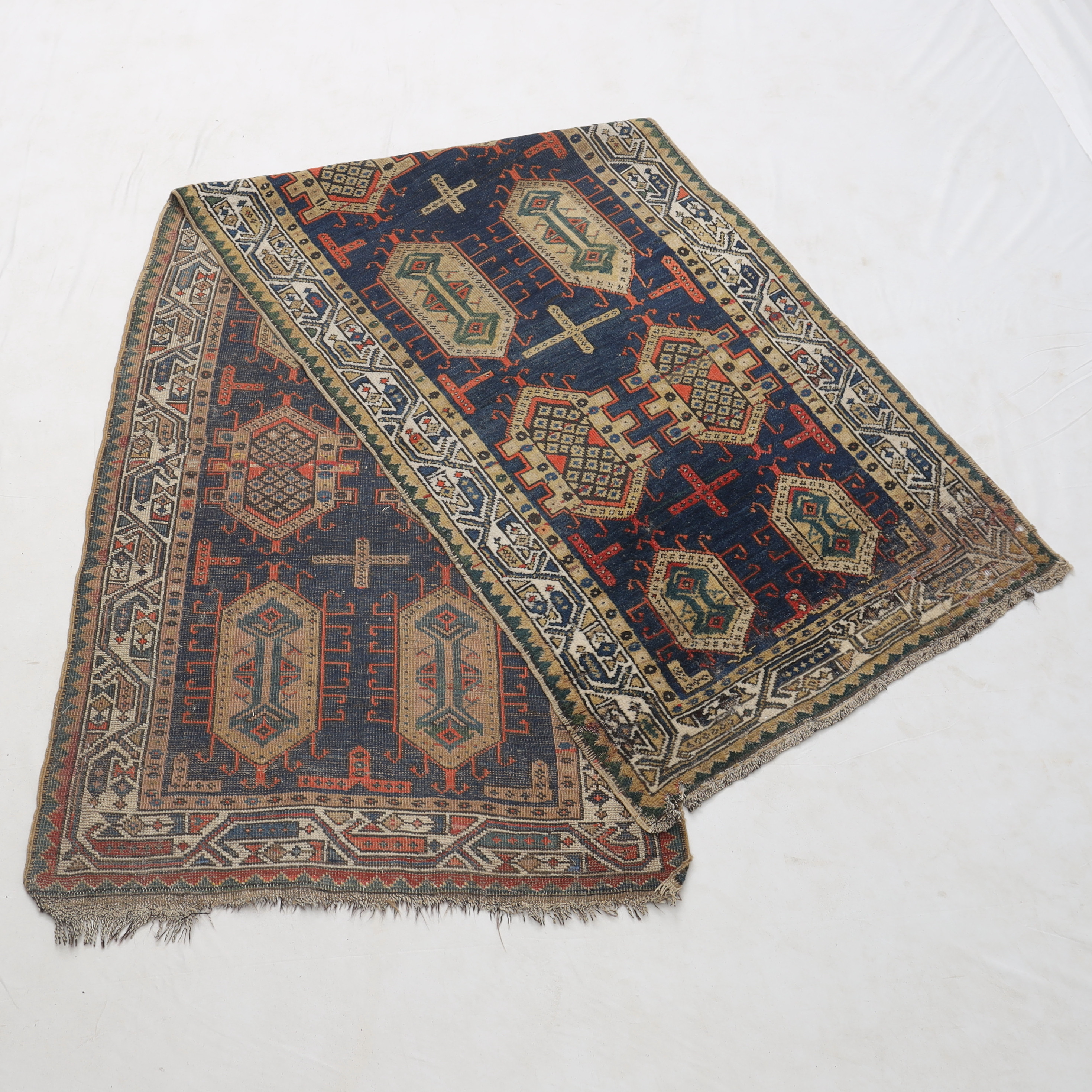 HANDKNUTEN MATTA, Orientalisk, gallerimodell.