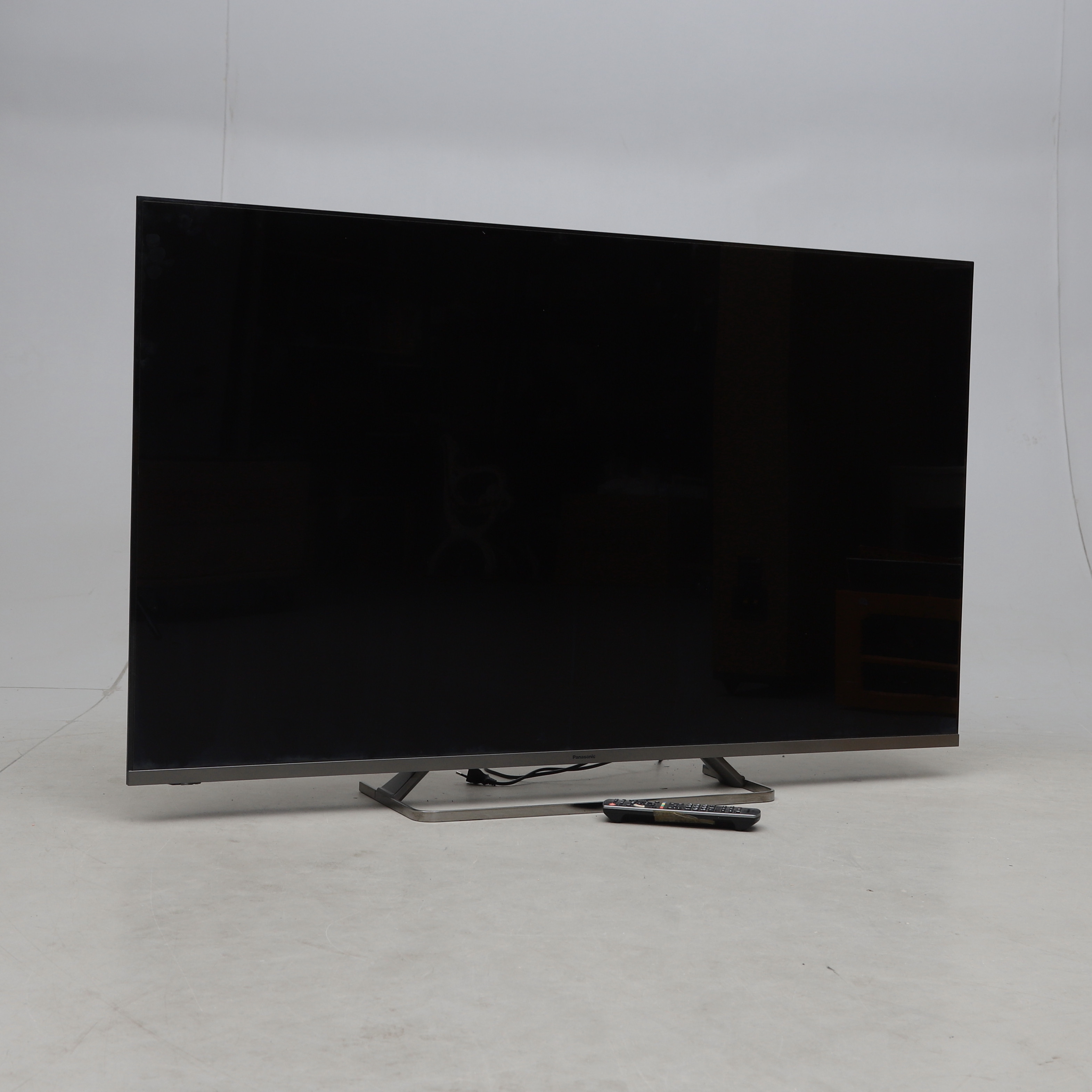 LED-TV, 58", Panasonic TX-58GX810e 1.