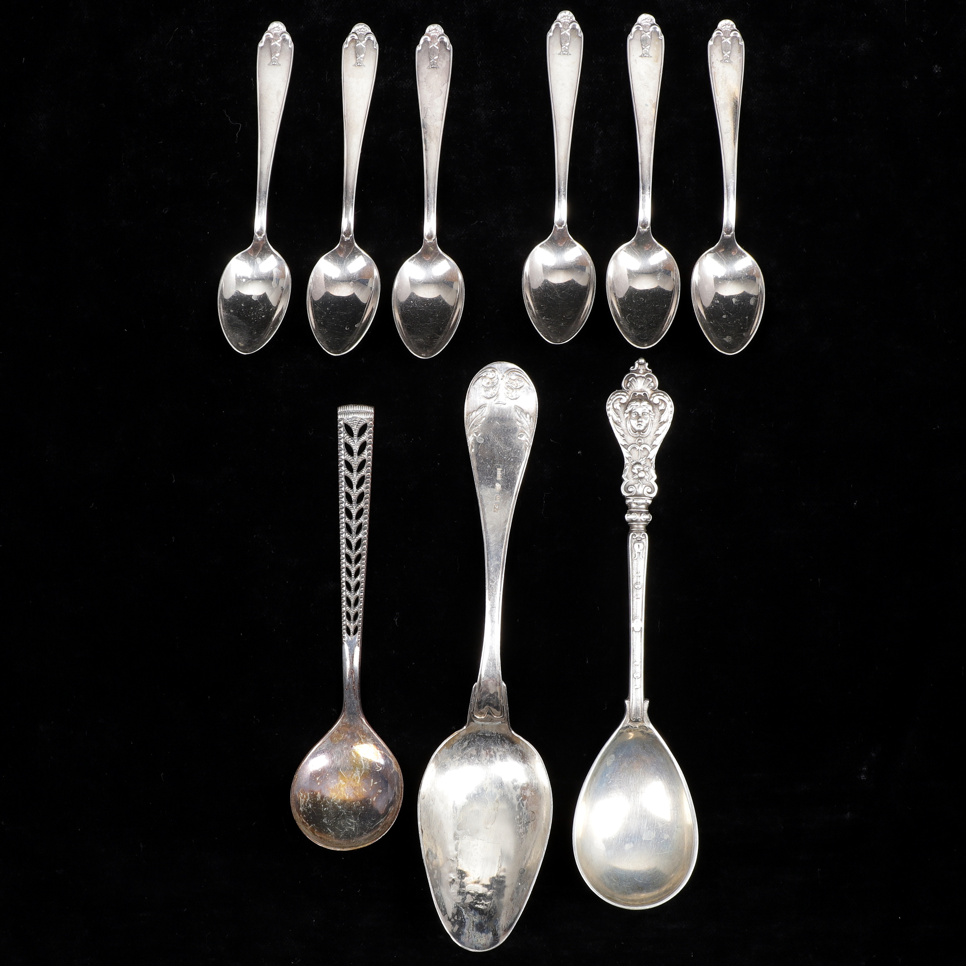 SKEDAR, 9 st, silver, bl a "Vasa", vikt 179 gram.