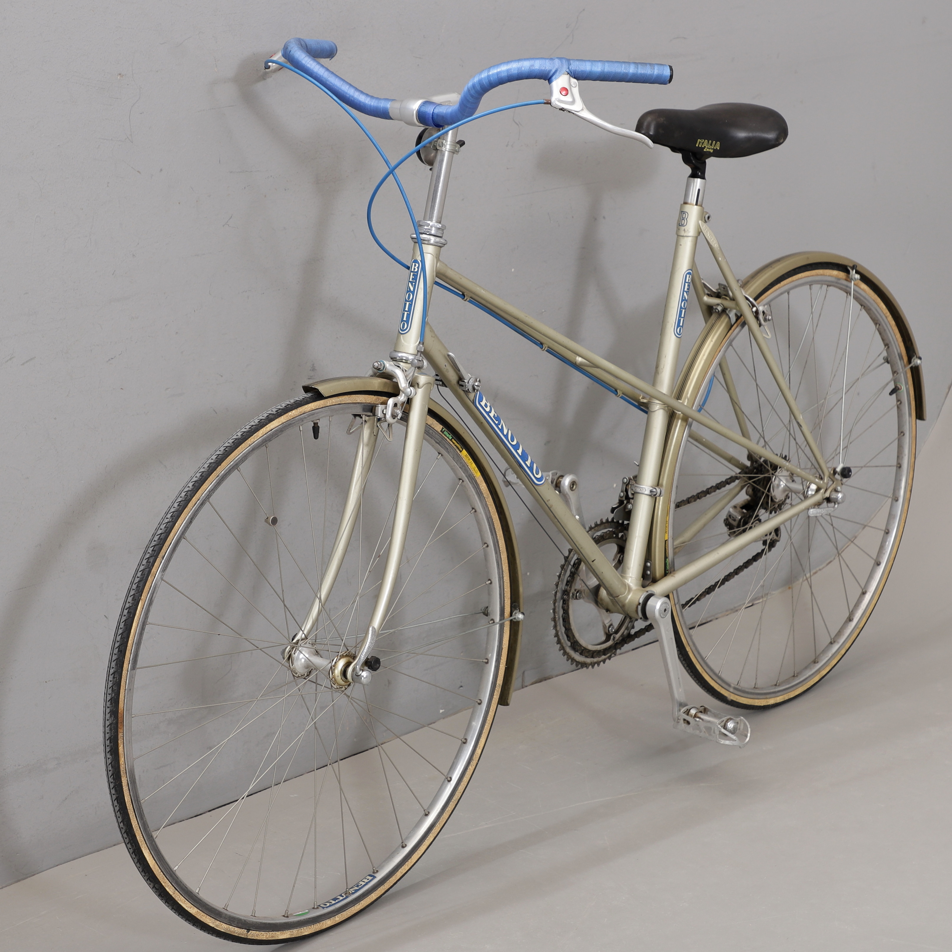 CYKEL, Benotto, 28 tum.