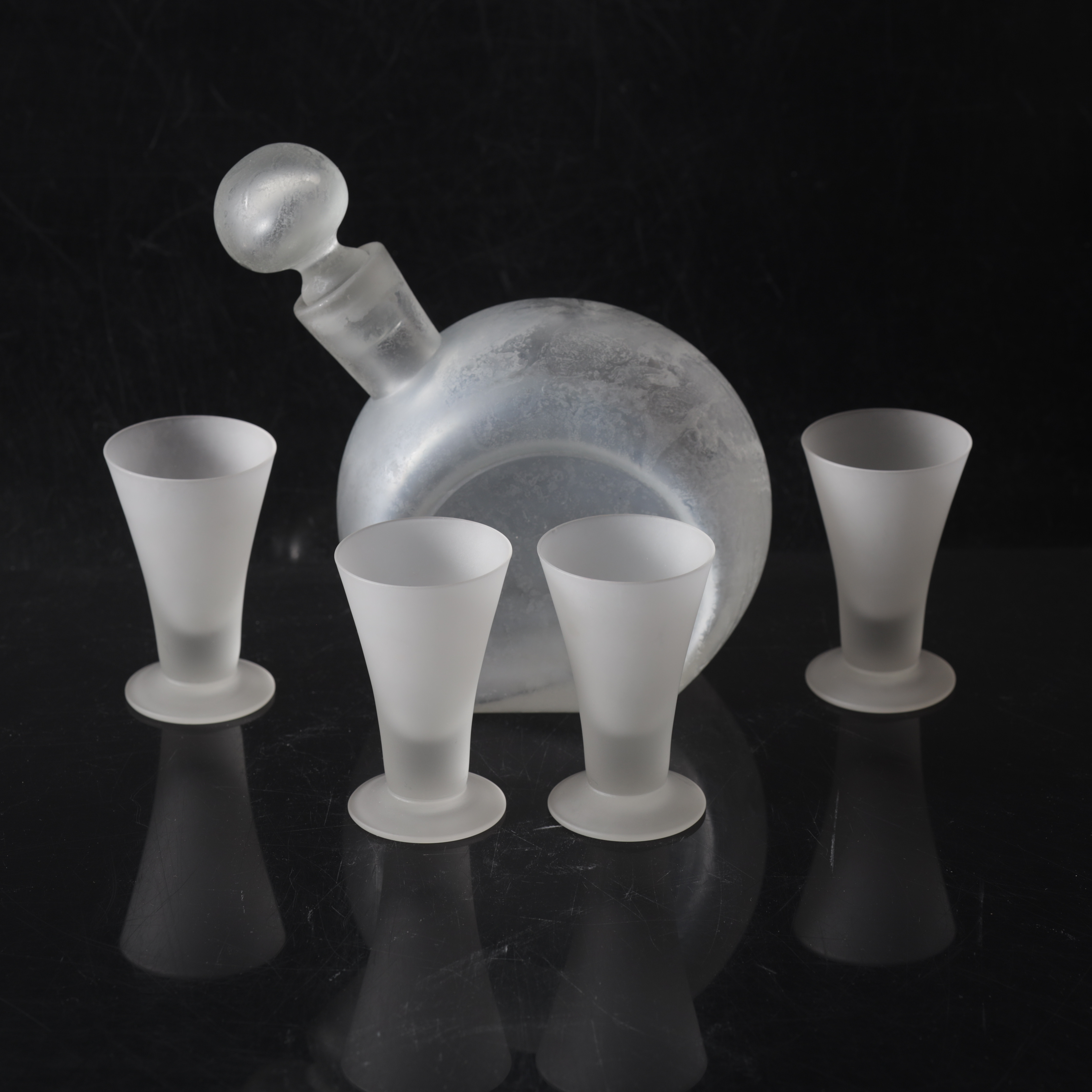 HARALD NOTINI. karaff med propp & fyra glas, Pukebergs Glasbruk, Art Déco, 1930-tal.