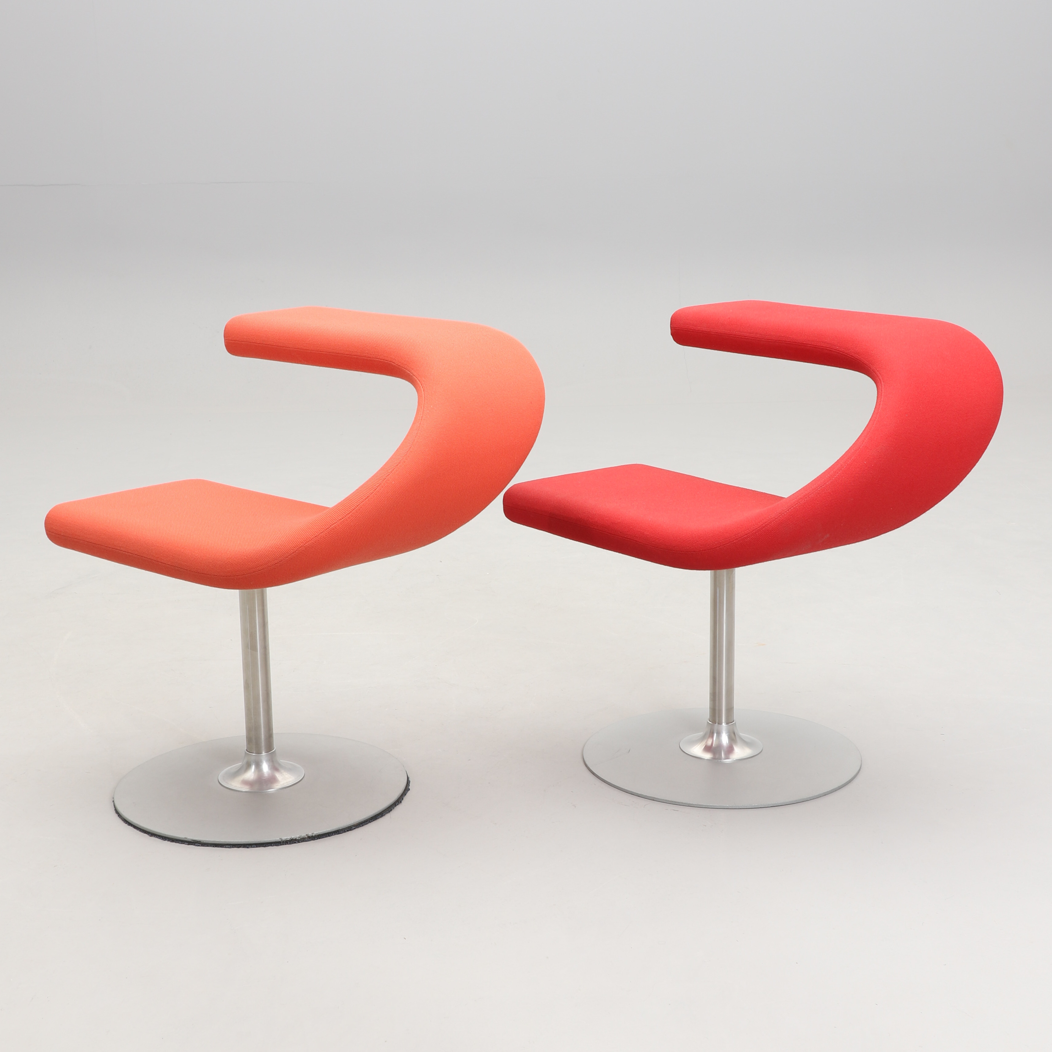 FREDRIK MATTSON. Fåtöljer, 1 par, "Innovation C", Blå Station, 2000-tal.