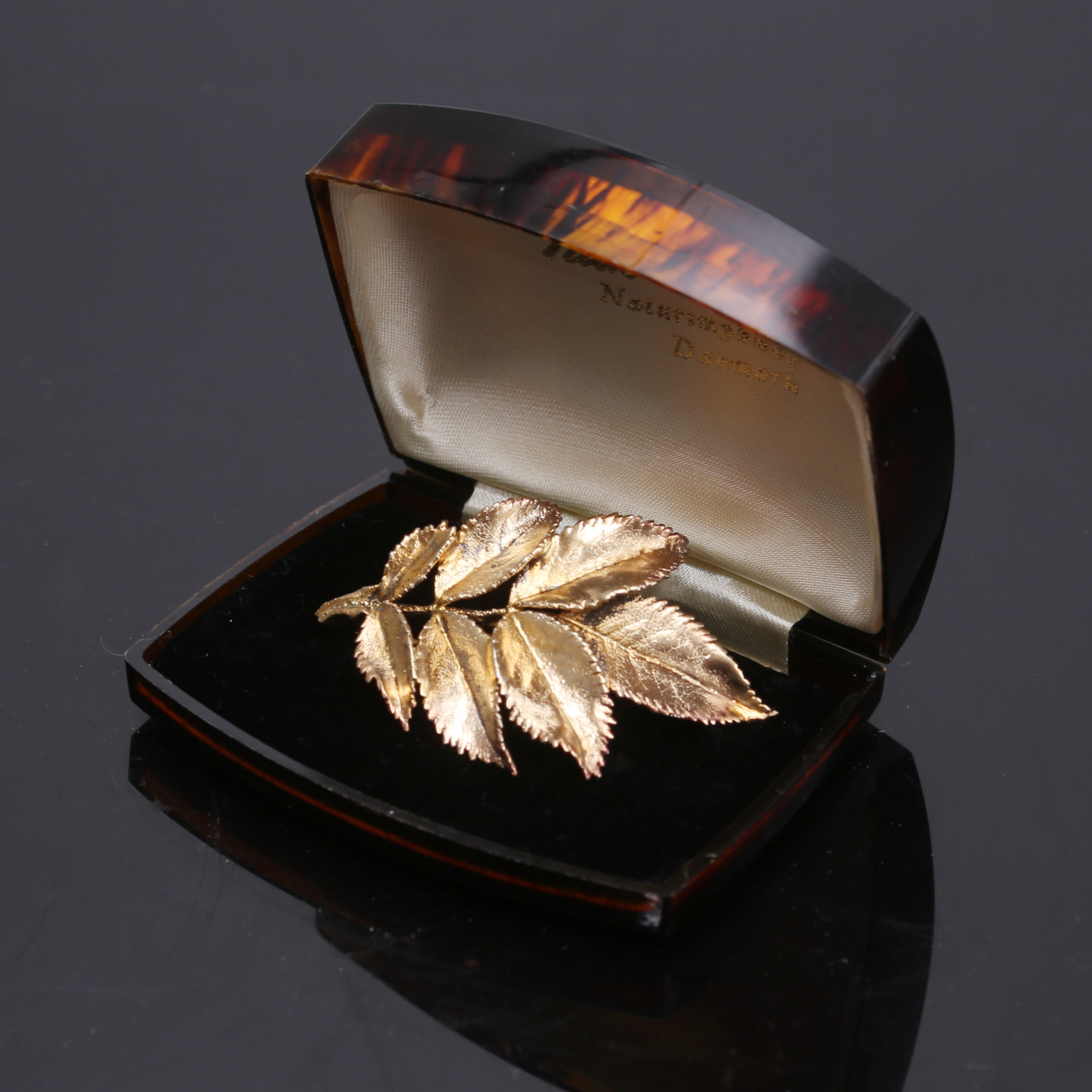 BROSCH, Tilia Natursmykker, förgyllt sterlingsilver, Danmark.