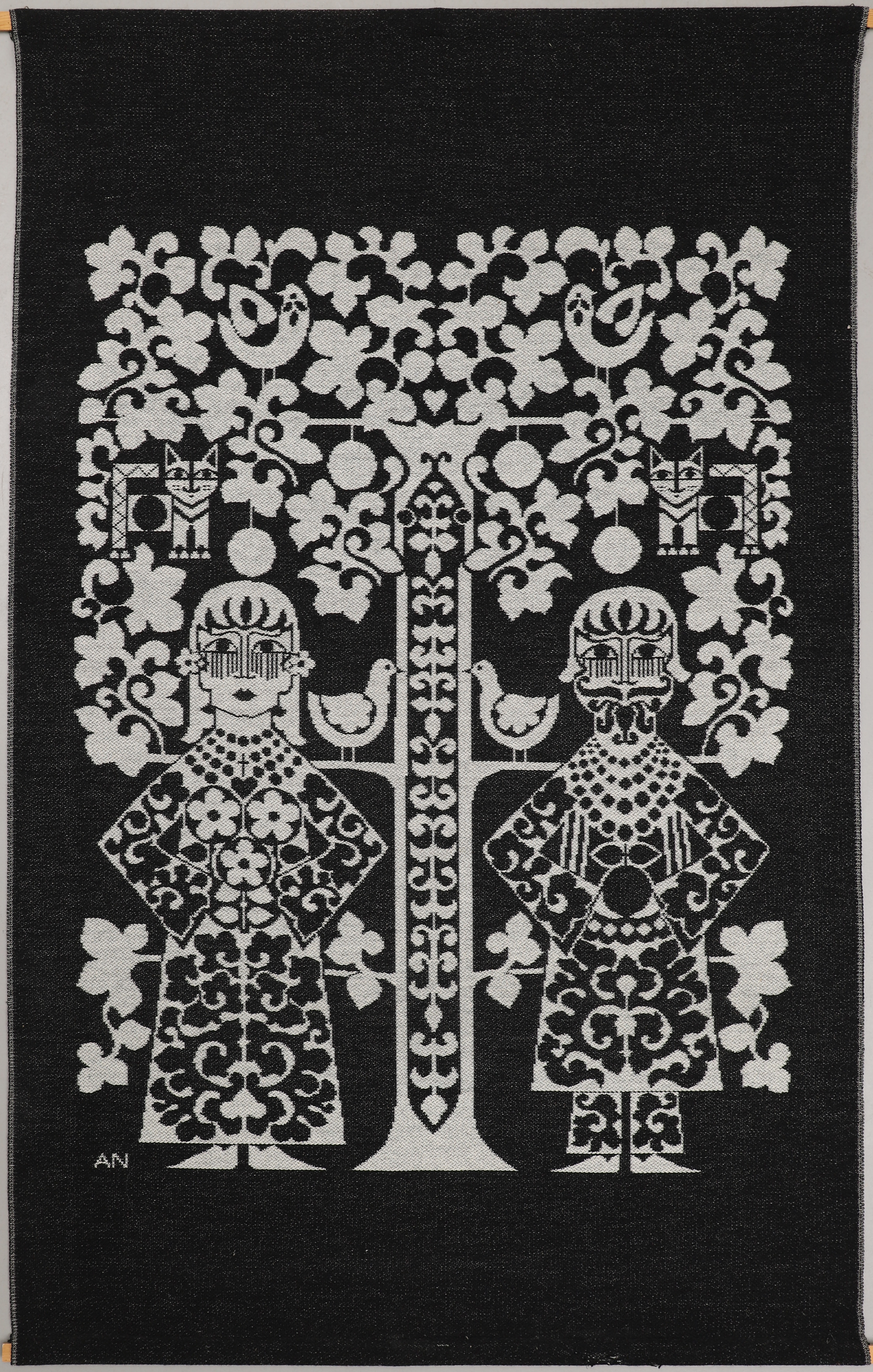 ANNE NÖMTAK, väggbonad. "Eden".
