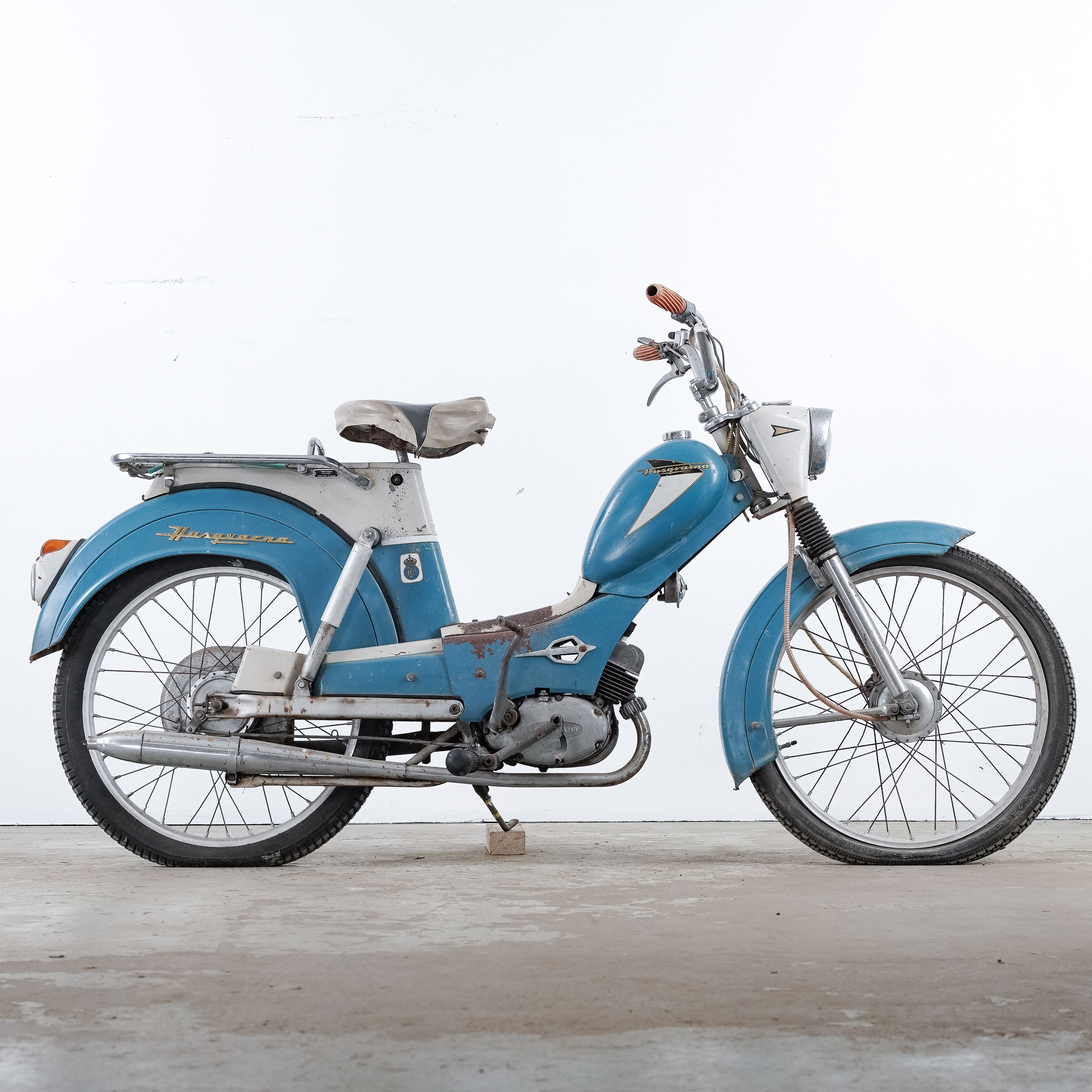HUSQVARNA, Lyx 4112, ca 1961.