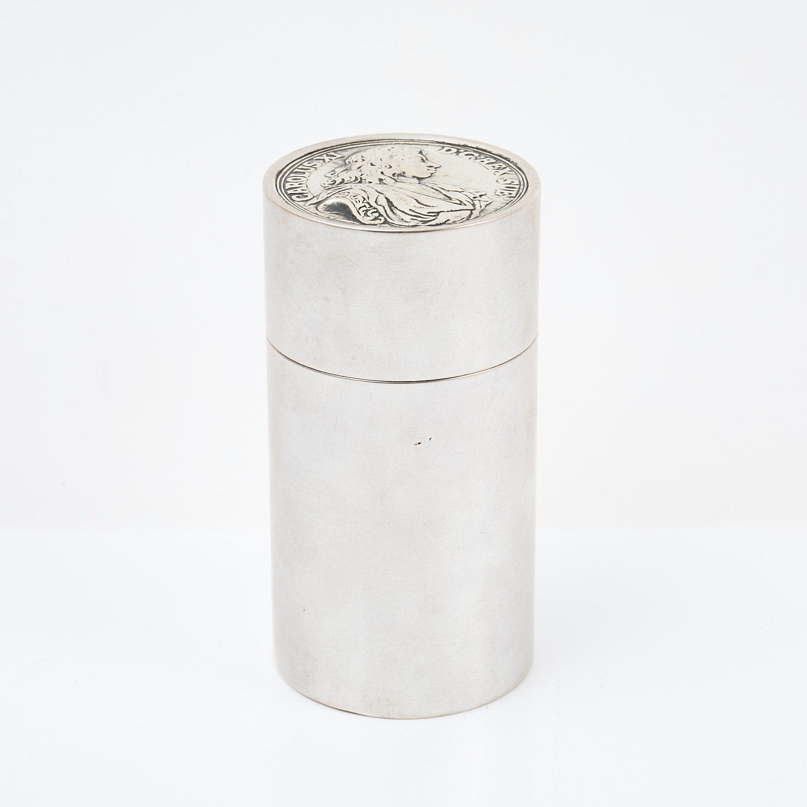 VERA FERNGREN. Burk med lock/cigarettetui, steringsilver, GAB, Stockholm 1962.