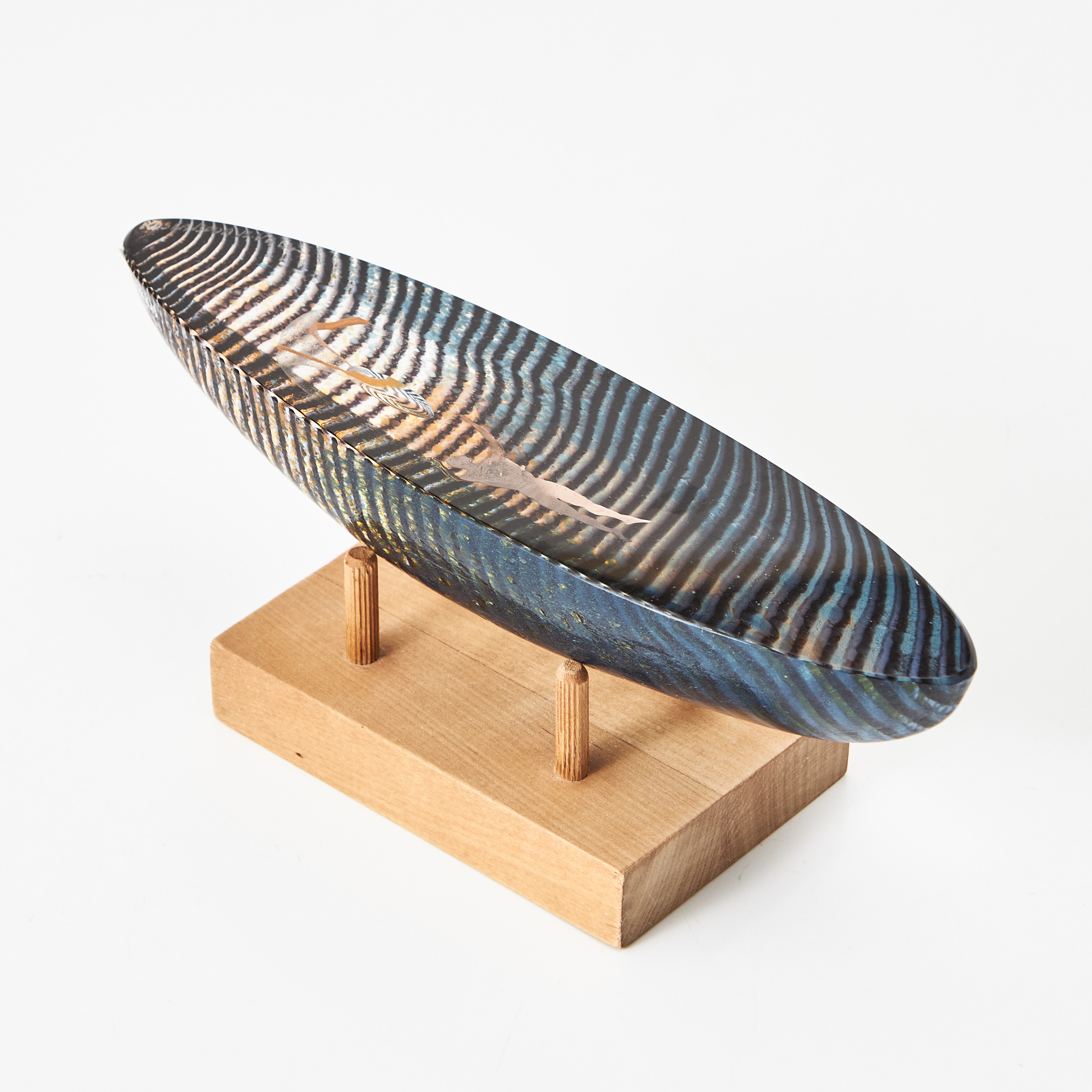 BERTIL VALLIEN. Skulptur, båt, glas, signerad Kosta Boda B. Vallien.
