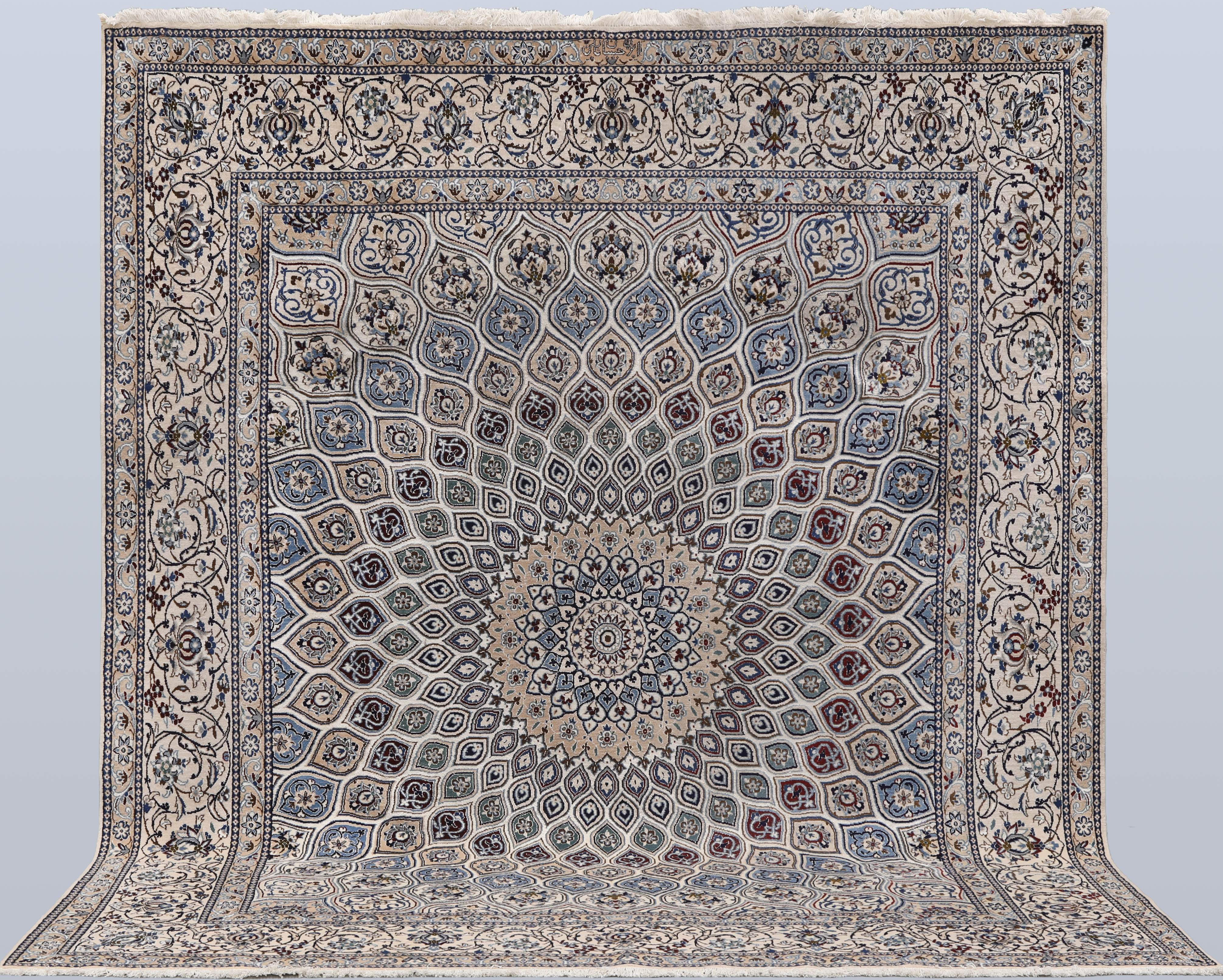 MATTA.Nain part silk, s.k 9 LAA, ca 500.000 knutar/kvm, signerad, 300 x 245 cm.