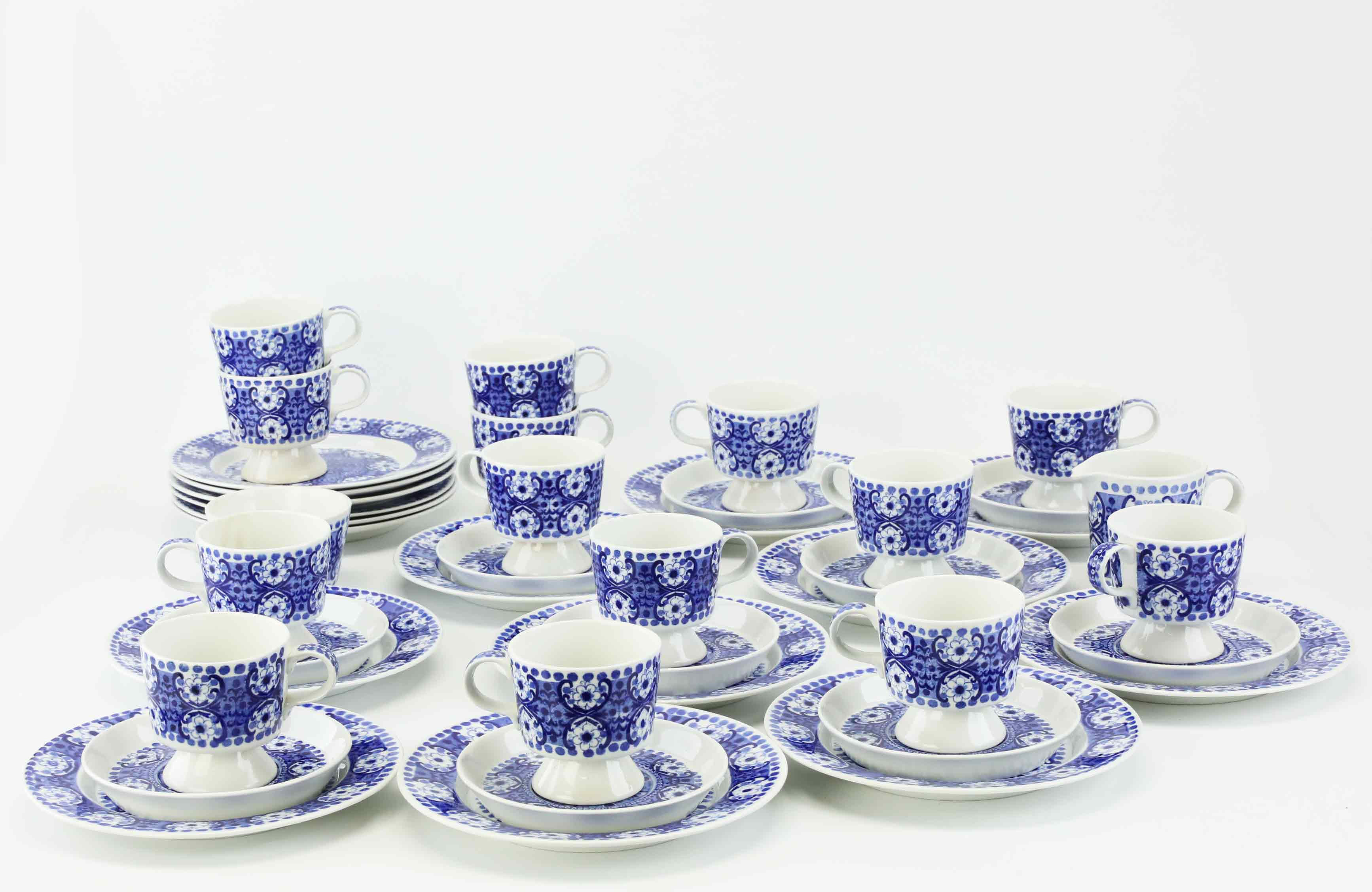 RAIJA UOSIKKINEN. Kaffeservis, 42 delar, "Ali", Arabia, Finland, 1900-tal.