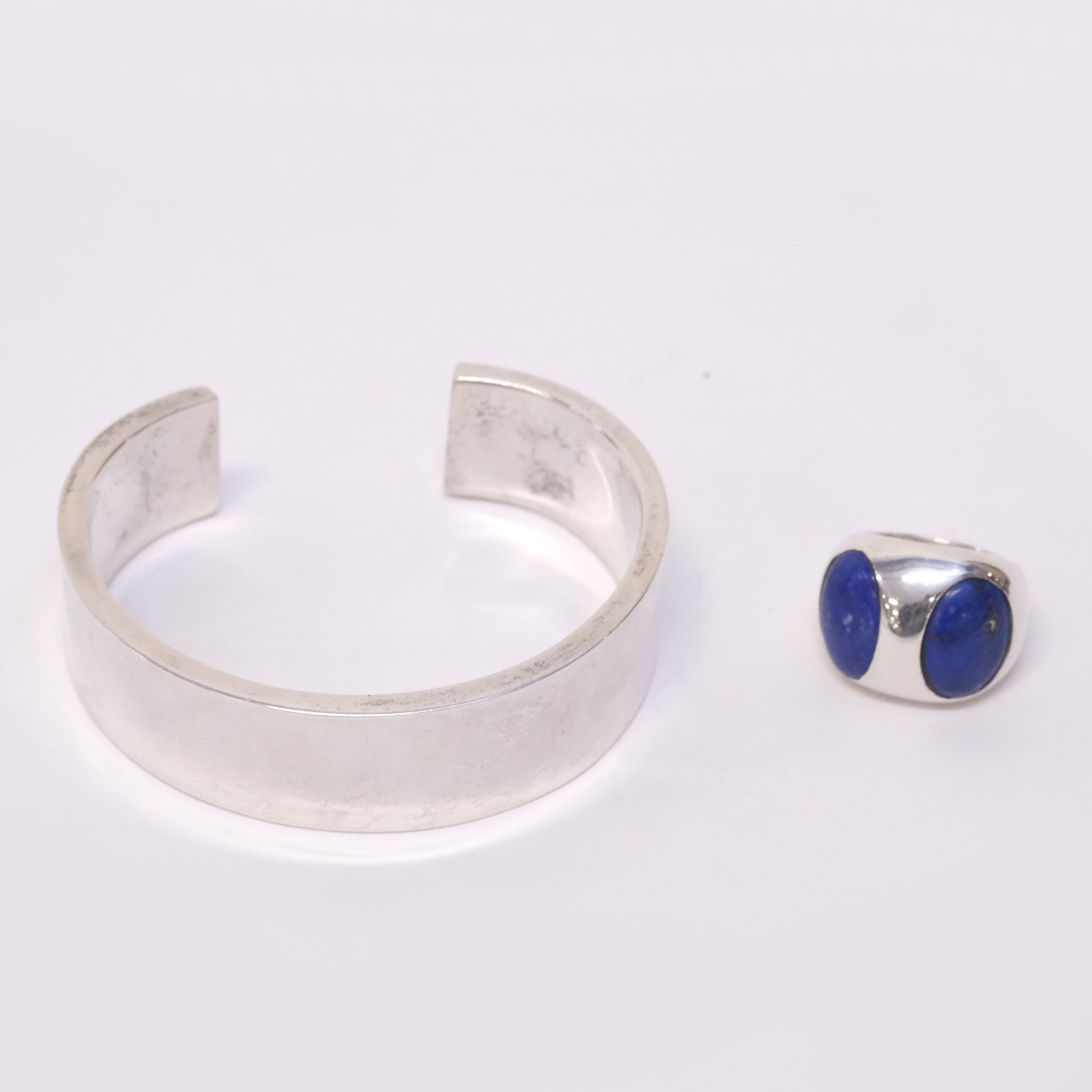 ARMRING OCH RING, STERLINGSILVER.