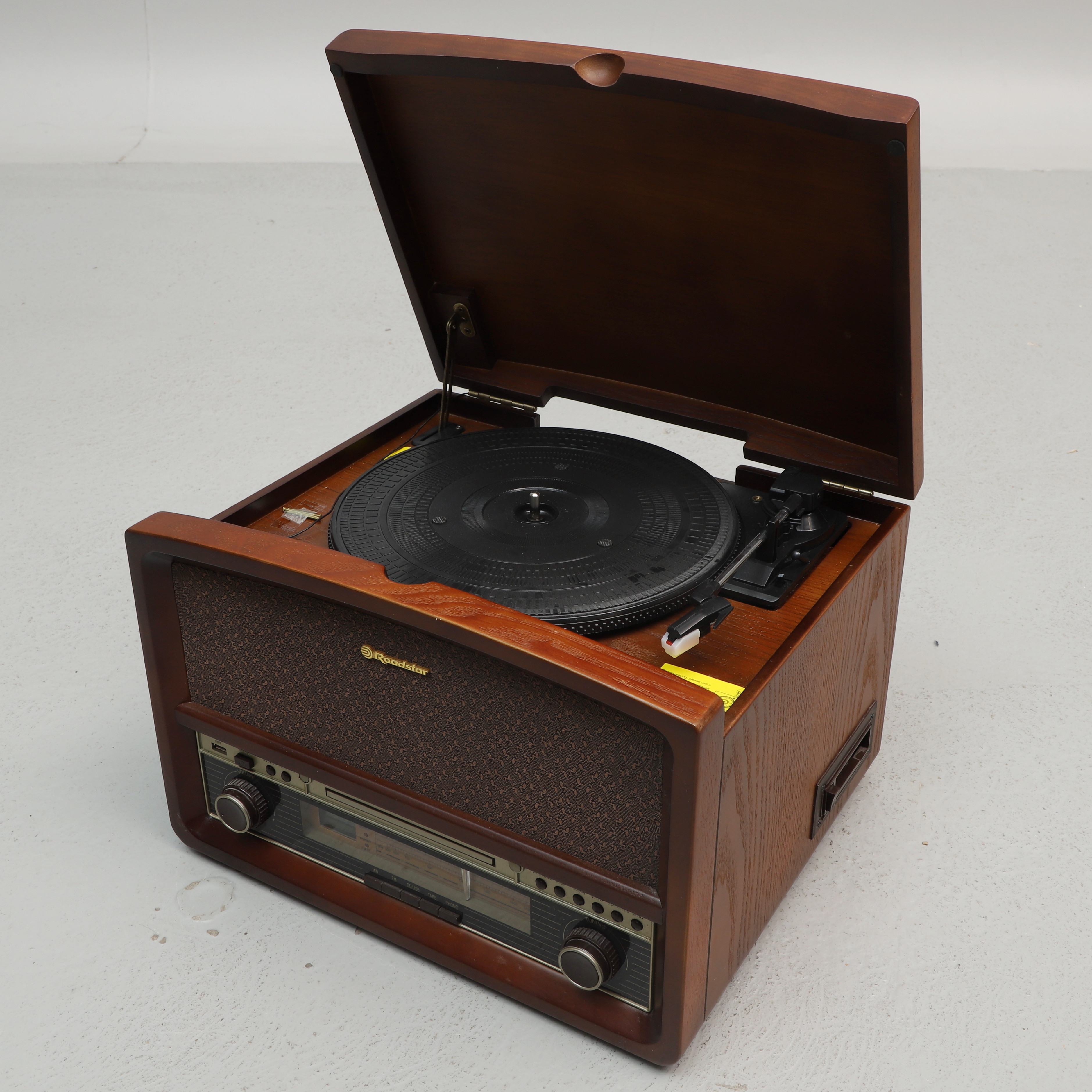 KOMPAKTSTEREO, retrostil, Roadstar, HIF-1937TUMPK, Samtida.