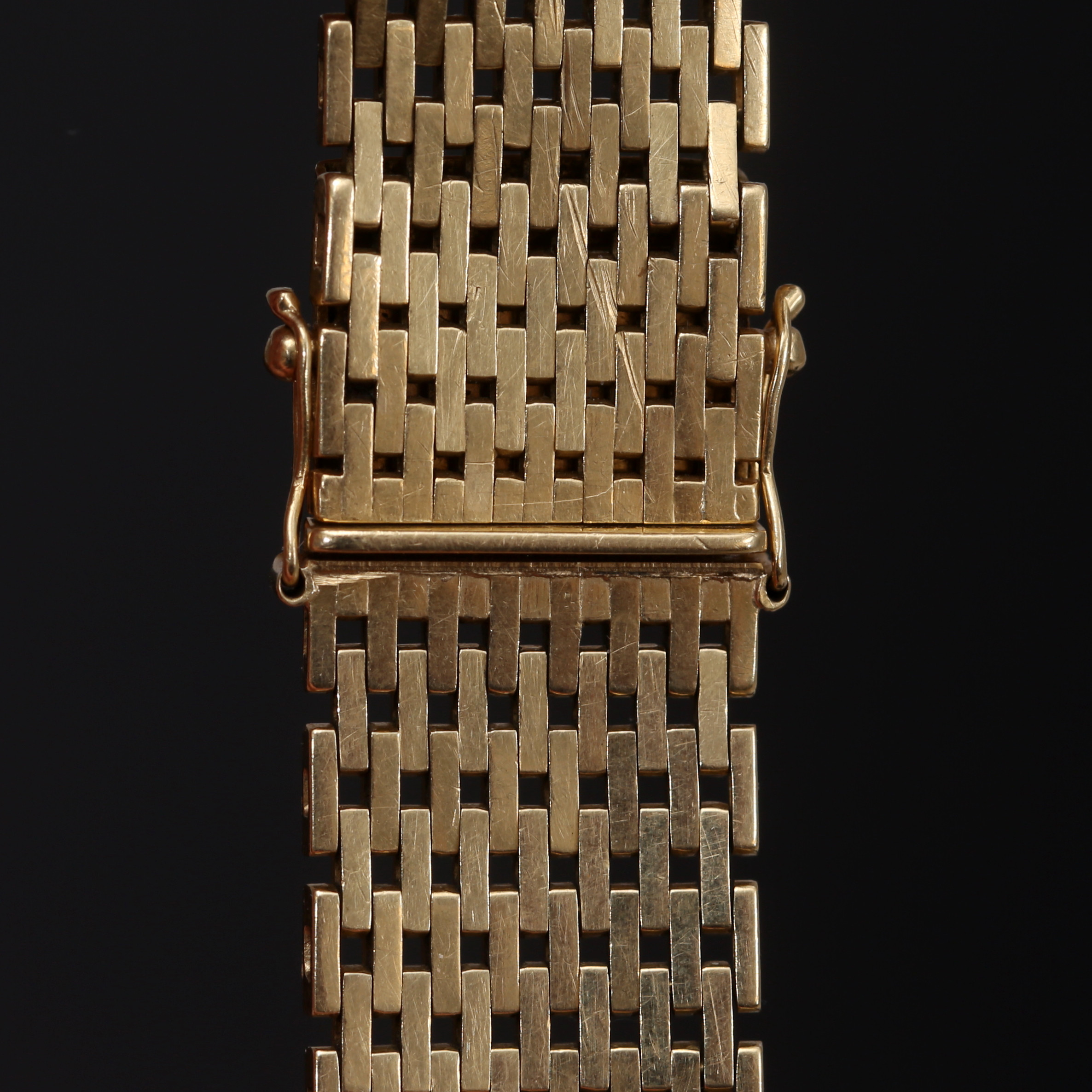 KLOCKARMBAND, "Korridormatta", 18 k guld, Brofod Aktiebolaget Falköping, 46,60 gram, 1972.