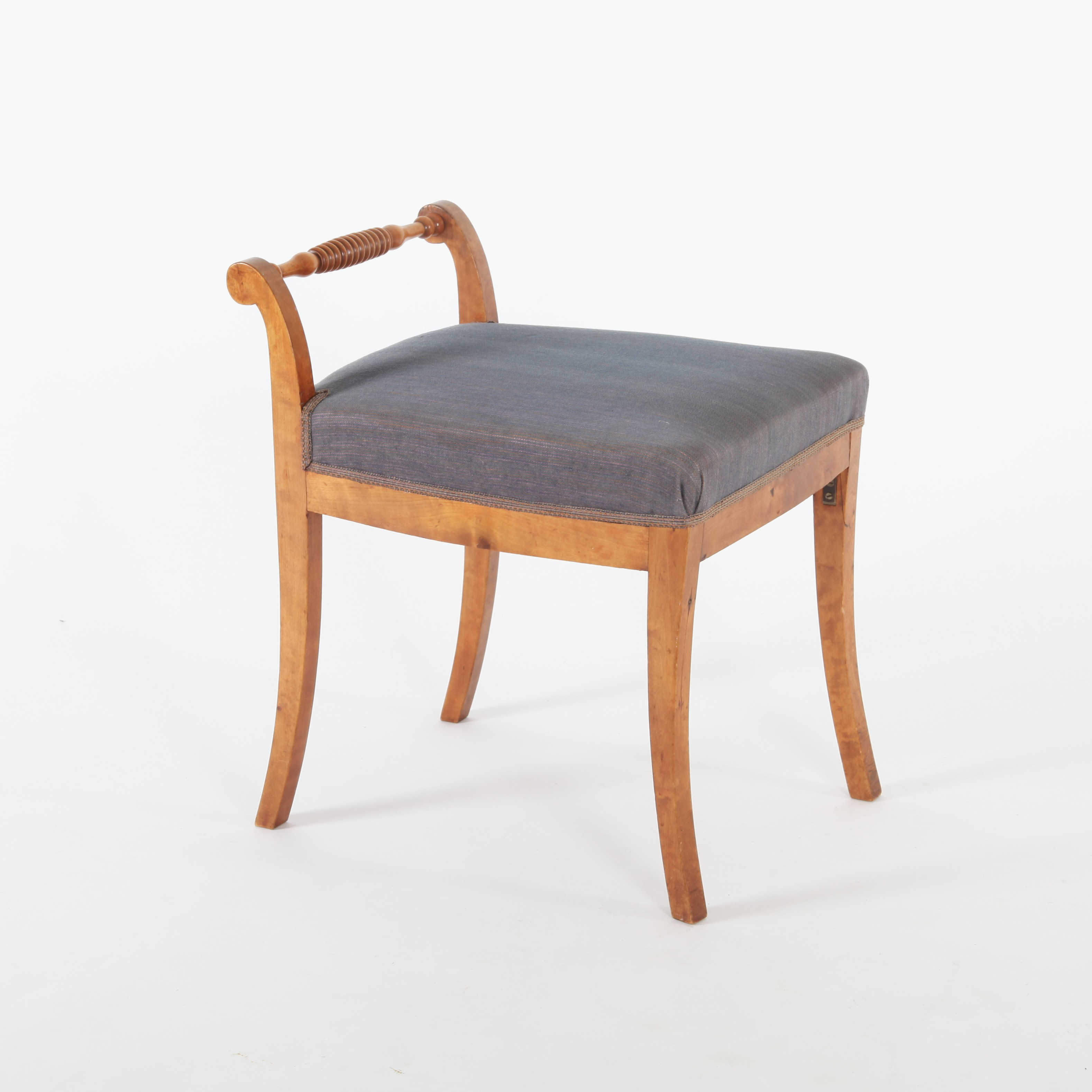 TABURETT, björk, Sverige 1800-tal.