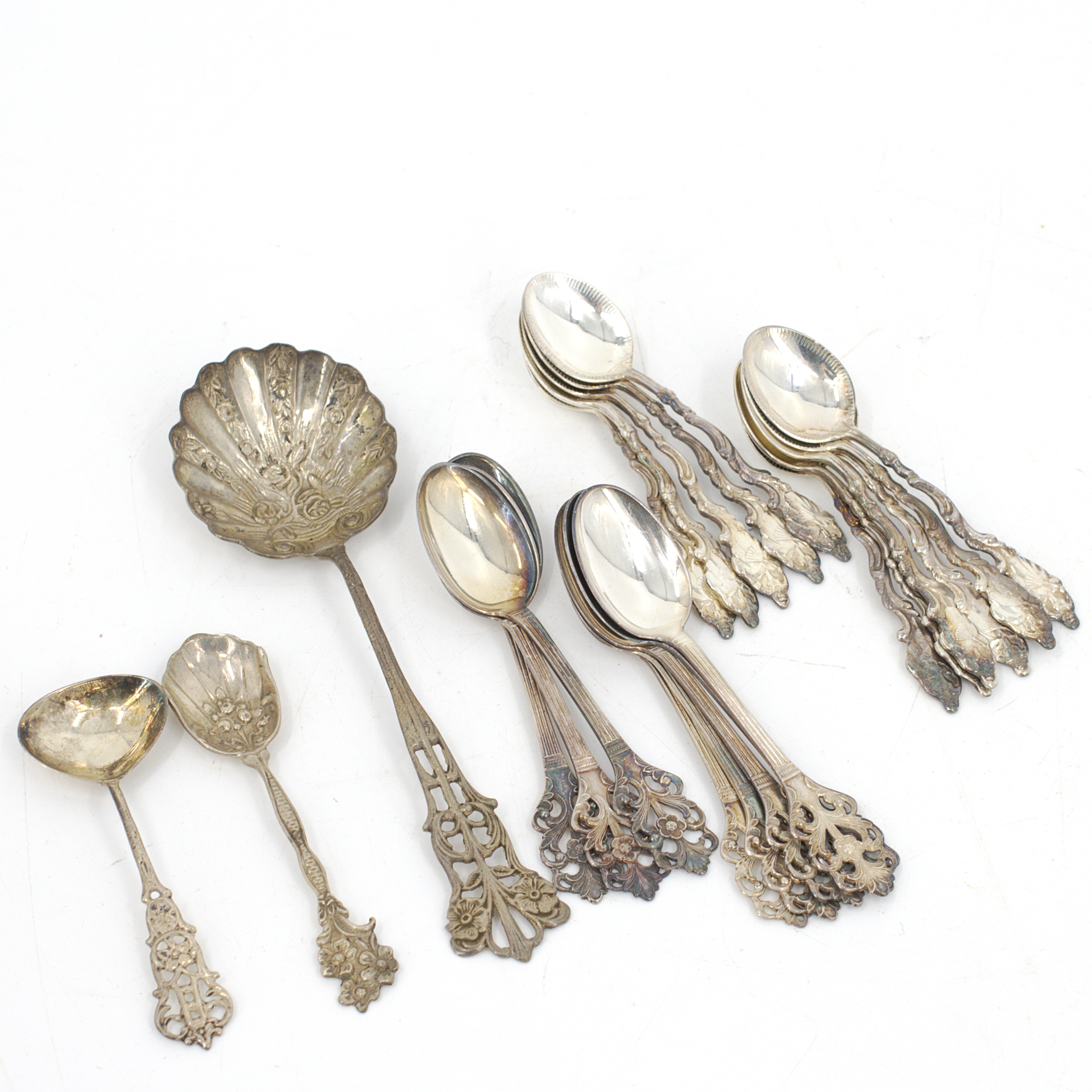 SKEDAR, 22 st. silver, olika mönster och mått, Sverige och Norge, 1950-tal.