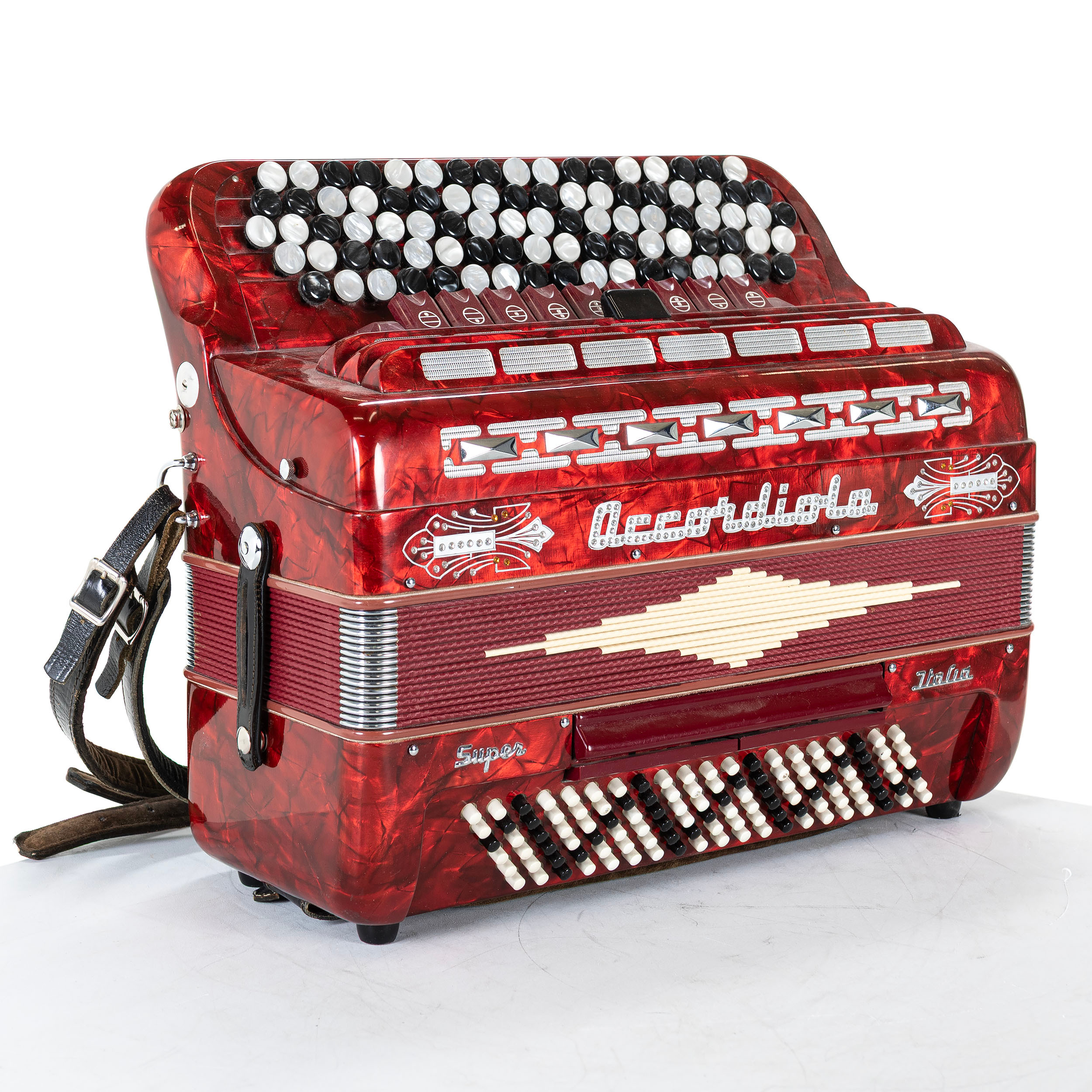 DRAGSPEL, Accordiola Super Italia.