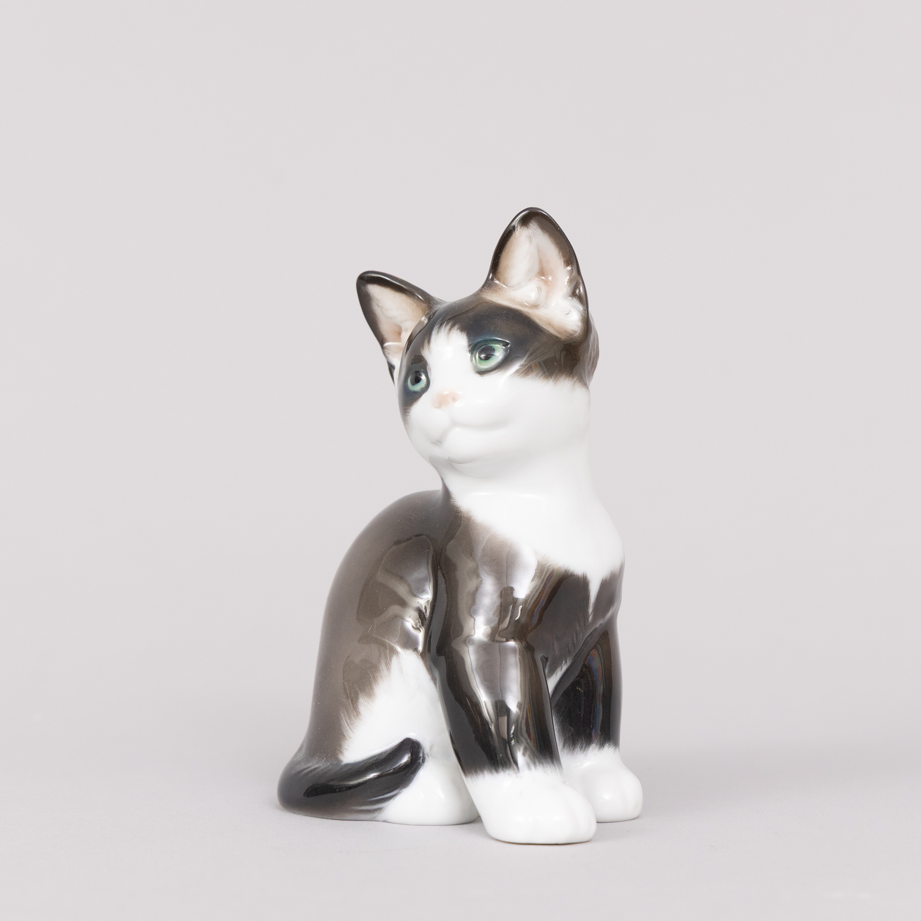 THEODOR KÄRNER. figurin, porslin, katt, Rosenthal, Tyskland.
