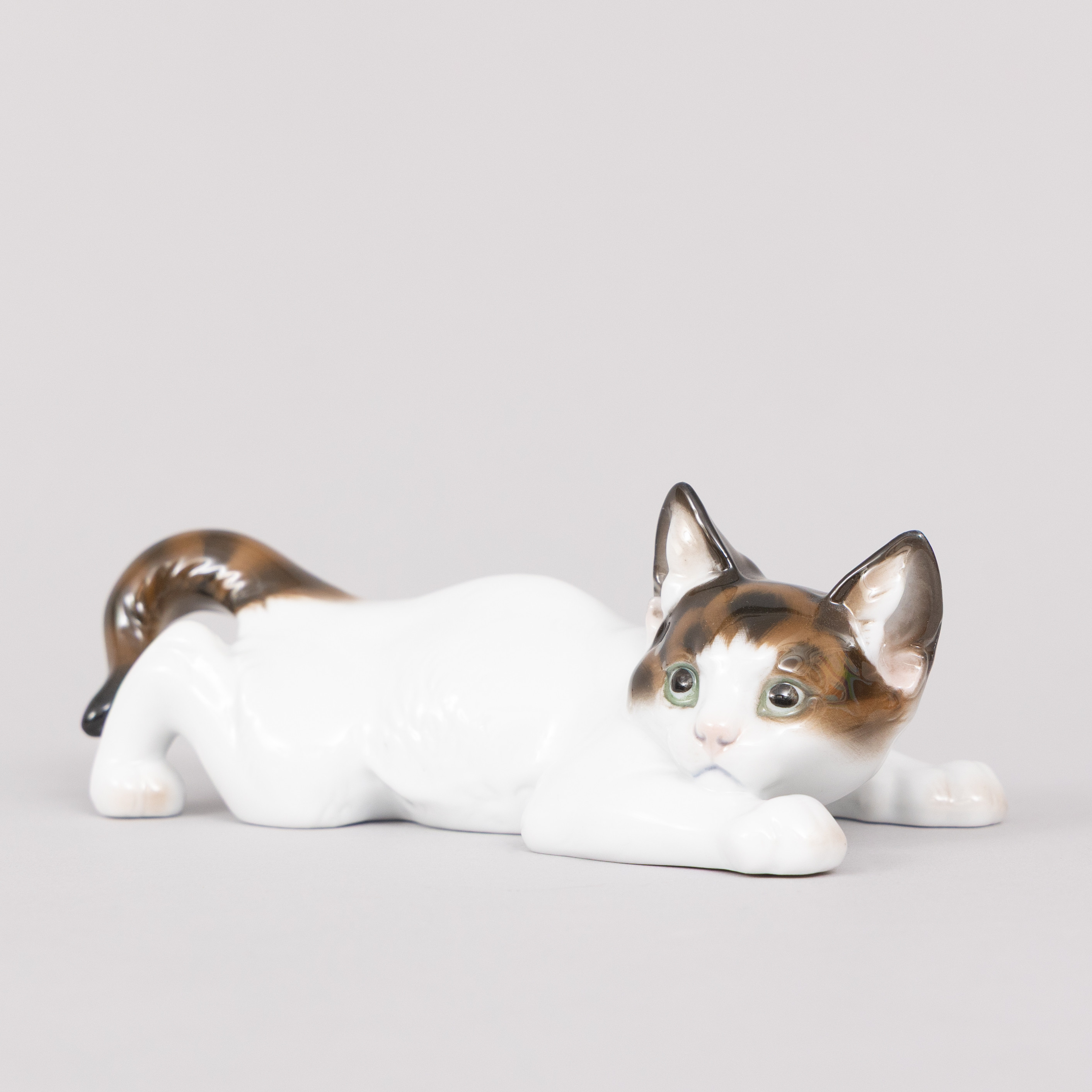 THEODOR KÄRNER. figurin, porslin, katt, Rosenthal, Tyskland.
