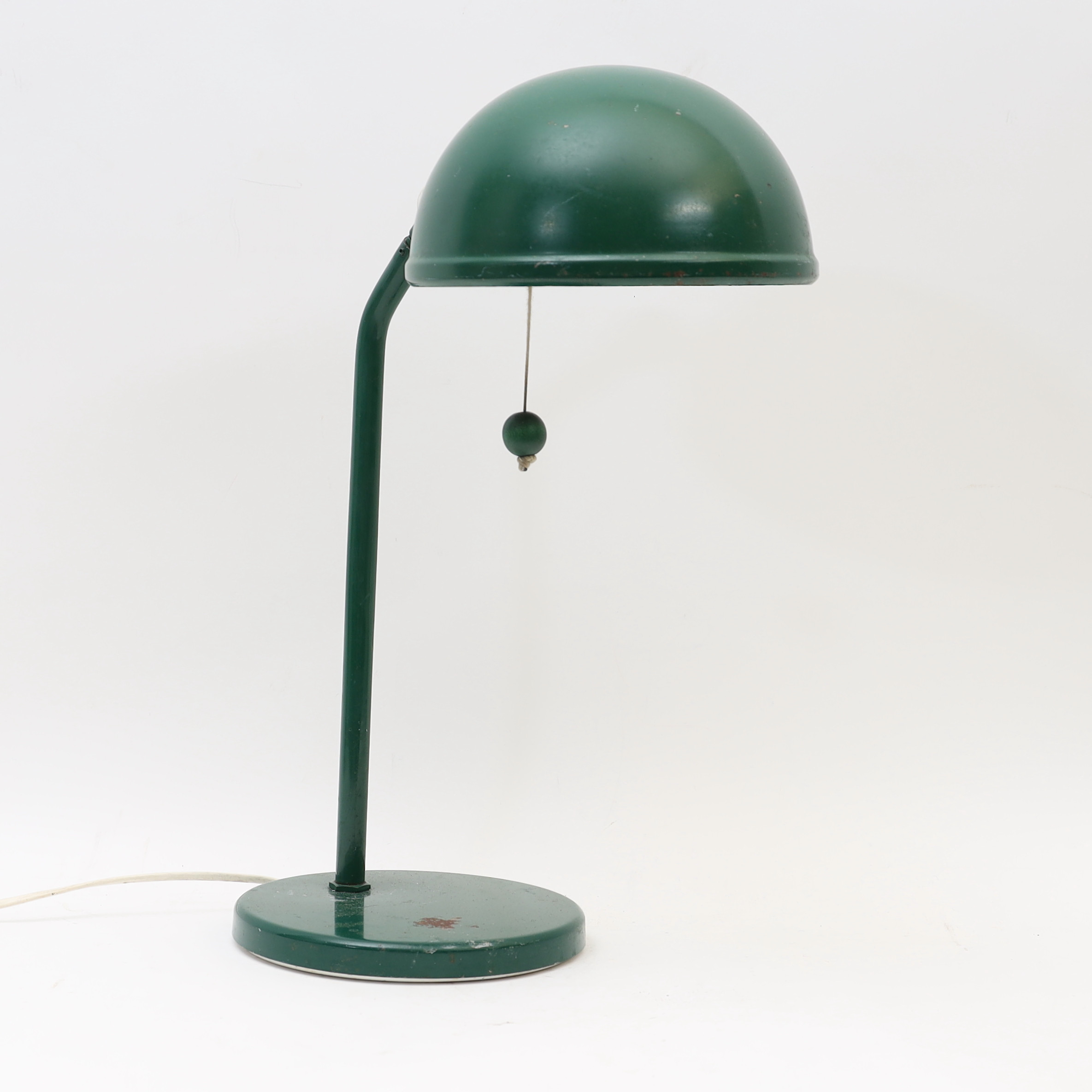 BORDSLAMPA, IA, omkring 1900-talets mitt, grönlackad metall.