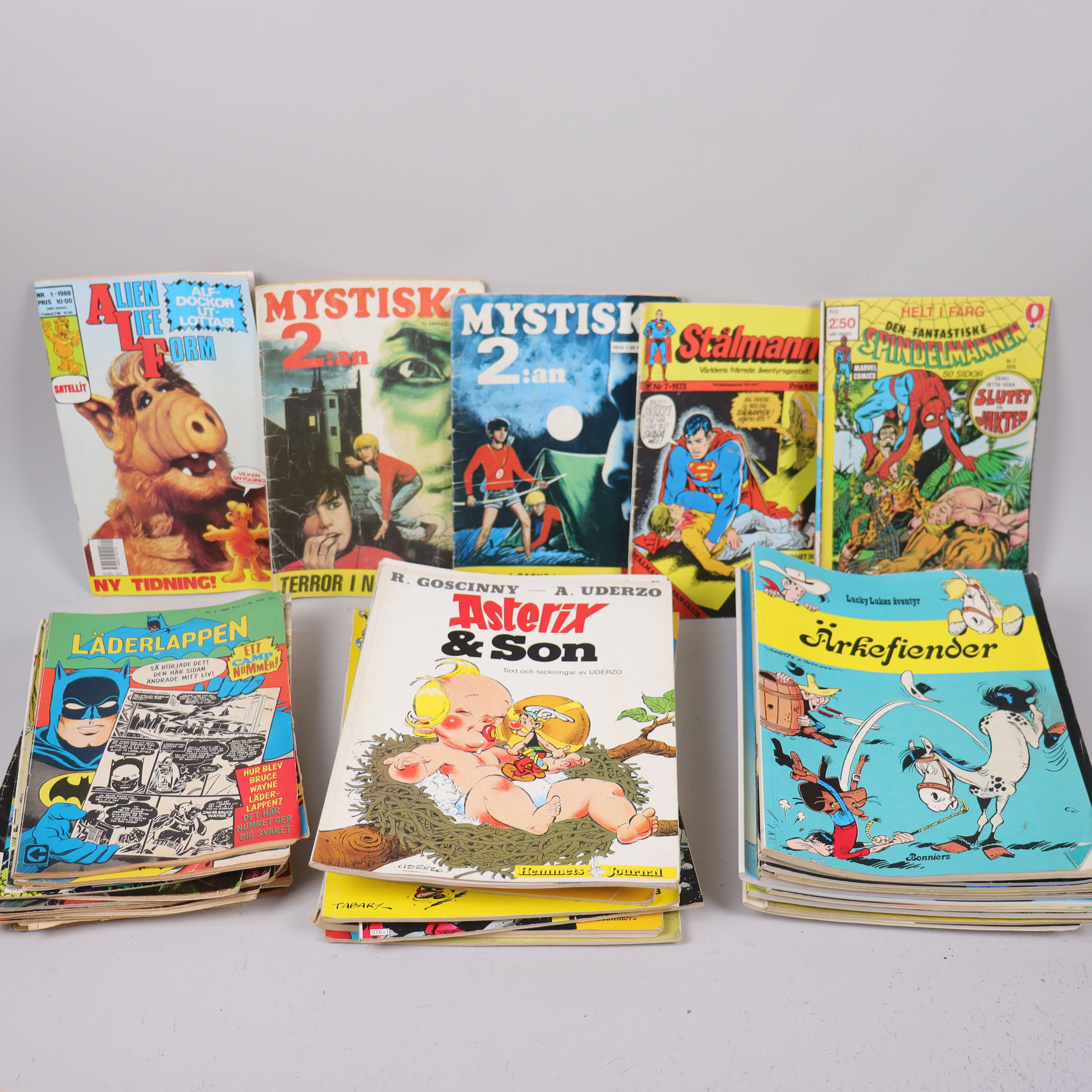 SERIETIDNINGAR, Fantomen, Spindelmannen, Läderlappen, Stålmannen, Fantomen, Mystiska 2:an, Alf, Asterix, Kapten Kloss mm.