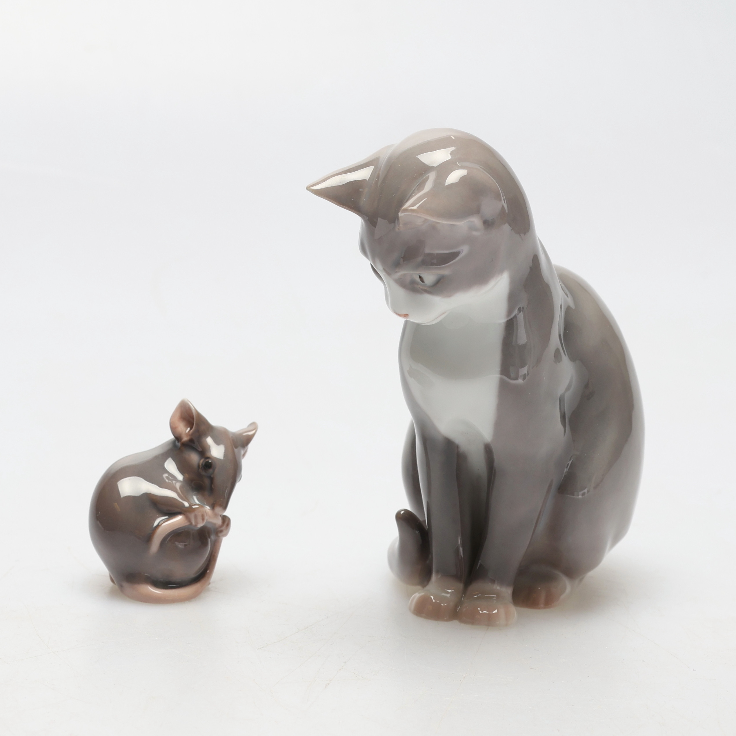 FIGURINER, 2 st, katt och mus, porslin, Bing & Gröndahl, Danmark.