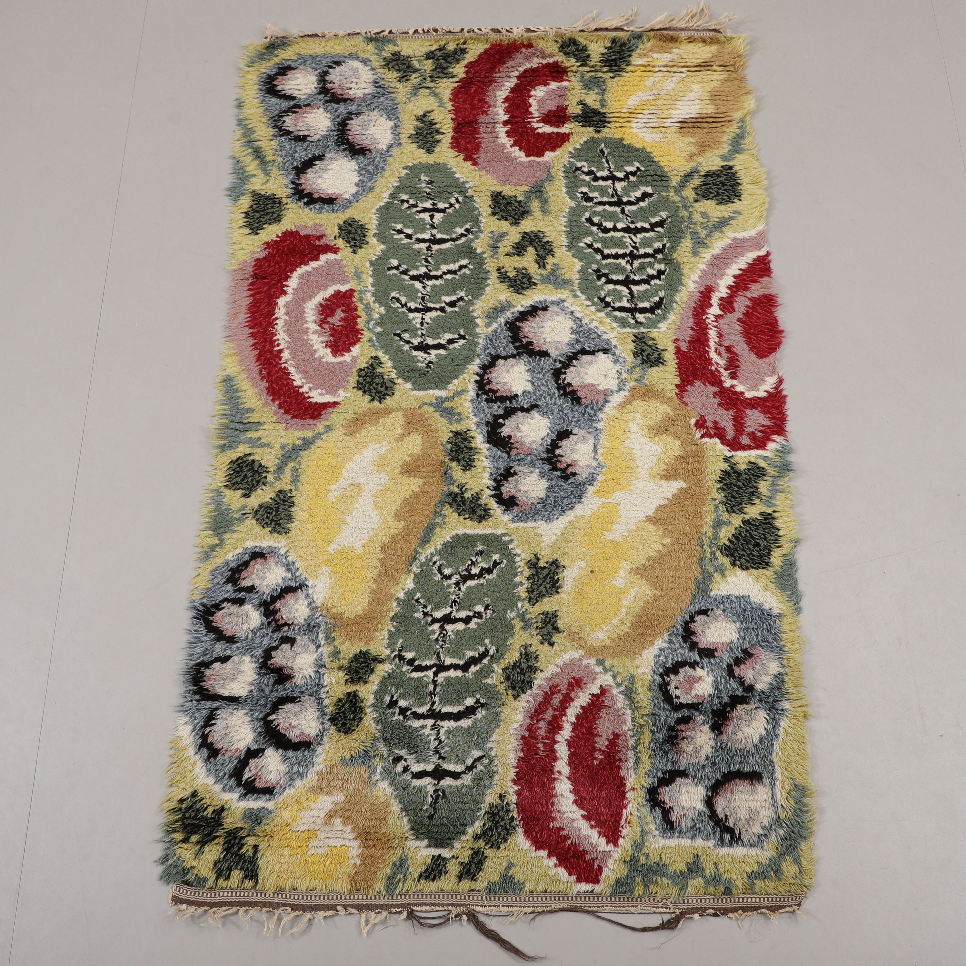 JOSEF FRANK. Ryamatta, 202 x 114 cm.