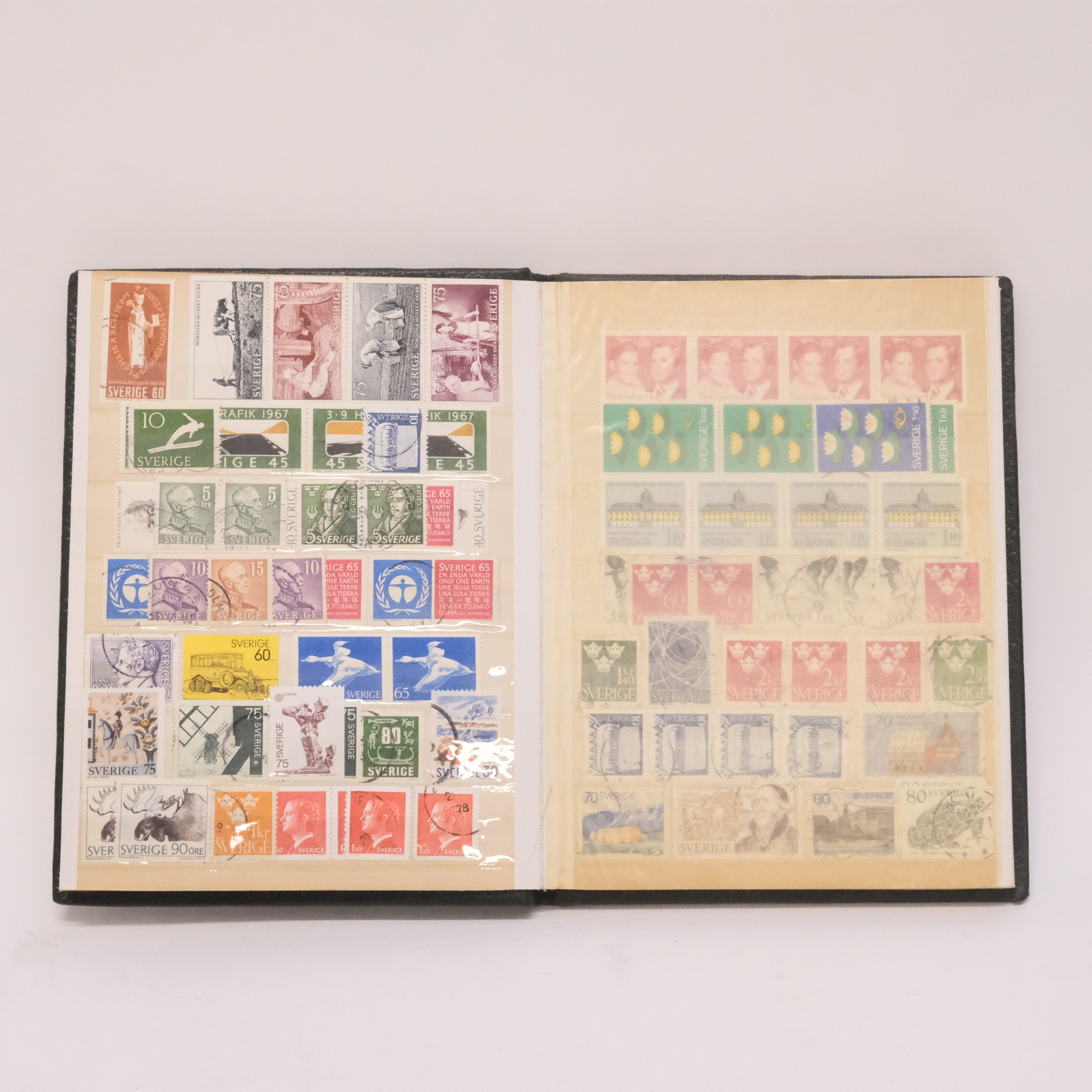 SAMLING FRIMÄRKEN.