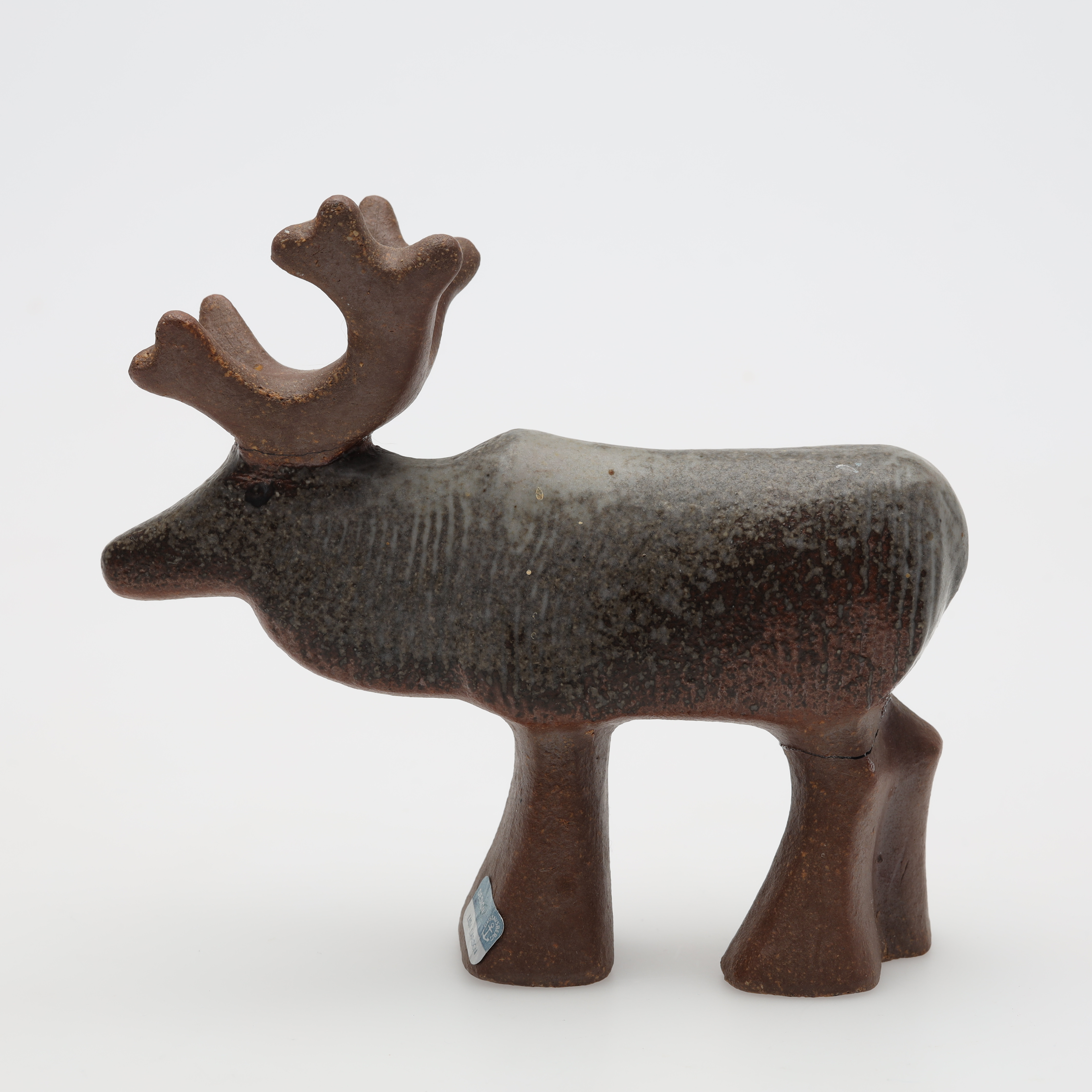LISA LARSON. FIGURIN, "Ren" ur Lillskansen, stengods Gustavsberg.