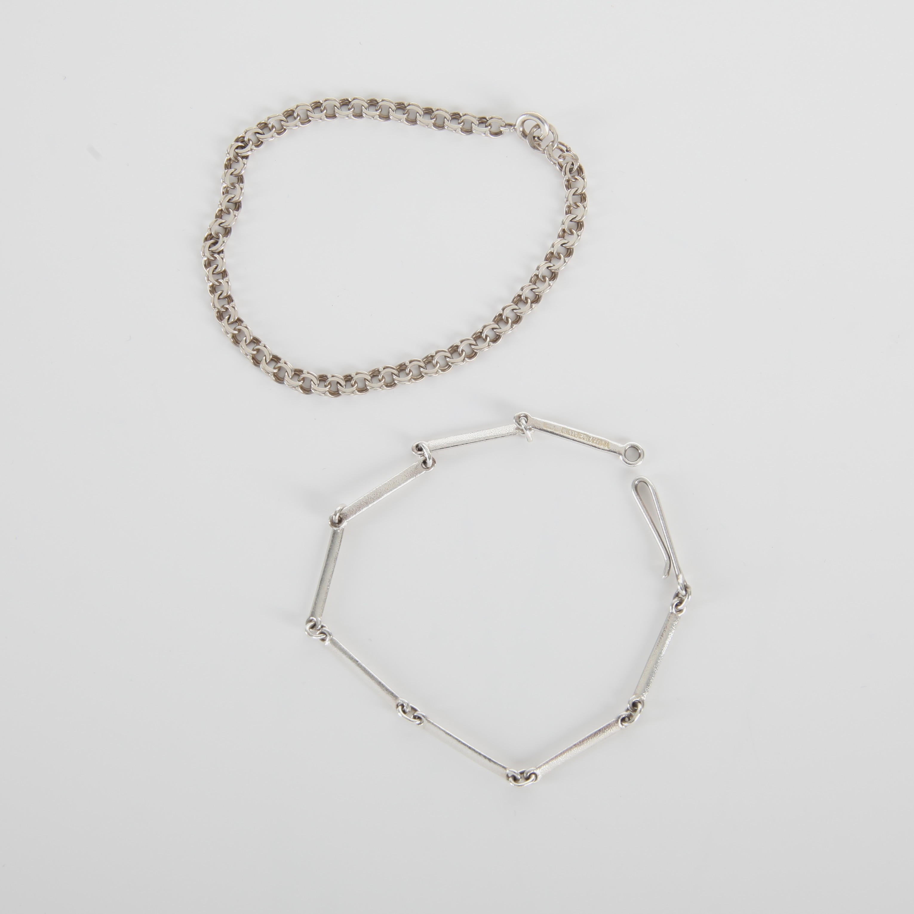 ARMBAND, 2 st Lapponia och Bismarcklänk, sterlingsilver.