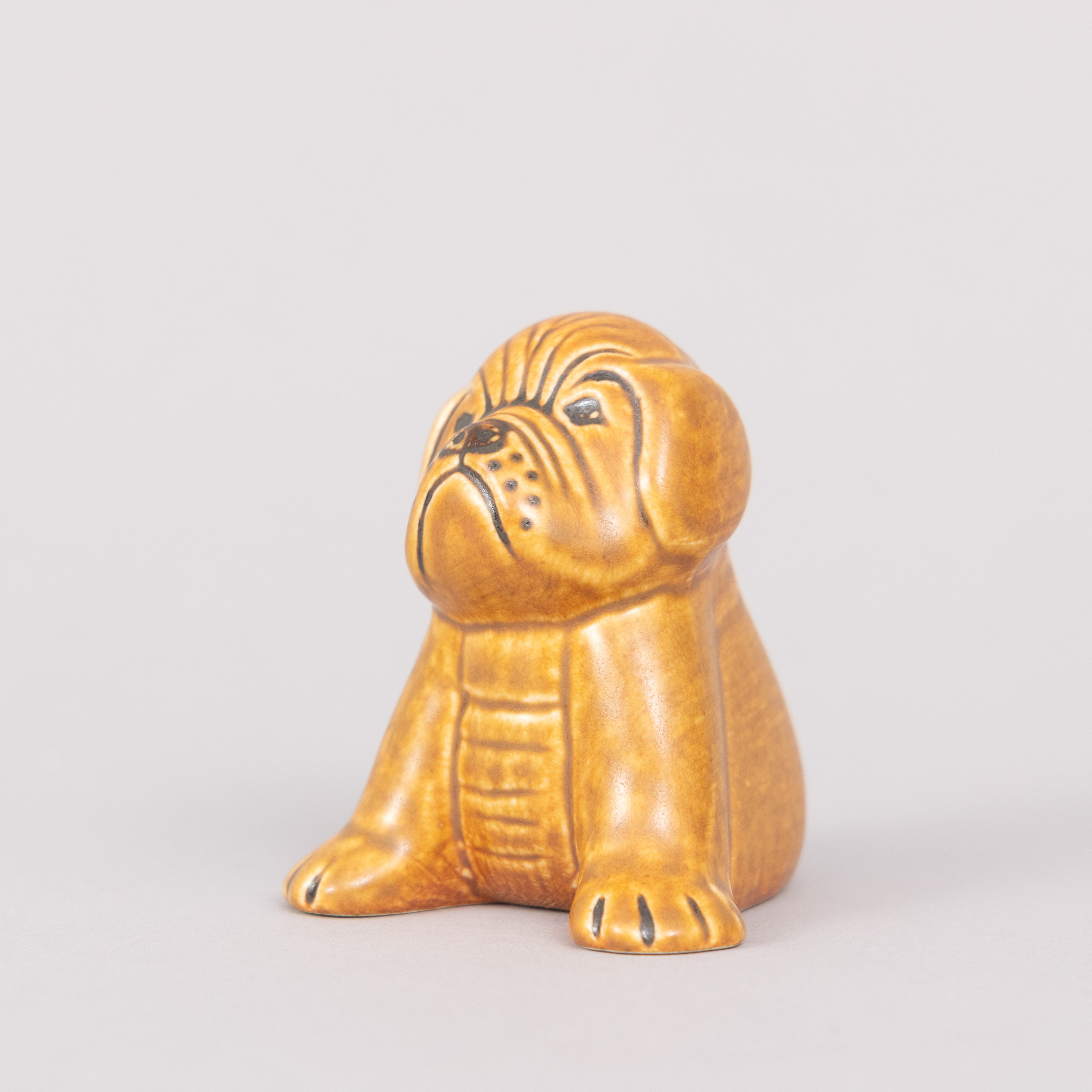 LISA LARSON. FIGURIN, stengods, Boxervalp, ur serien "Kennel", Gustavsbereg.