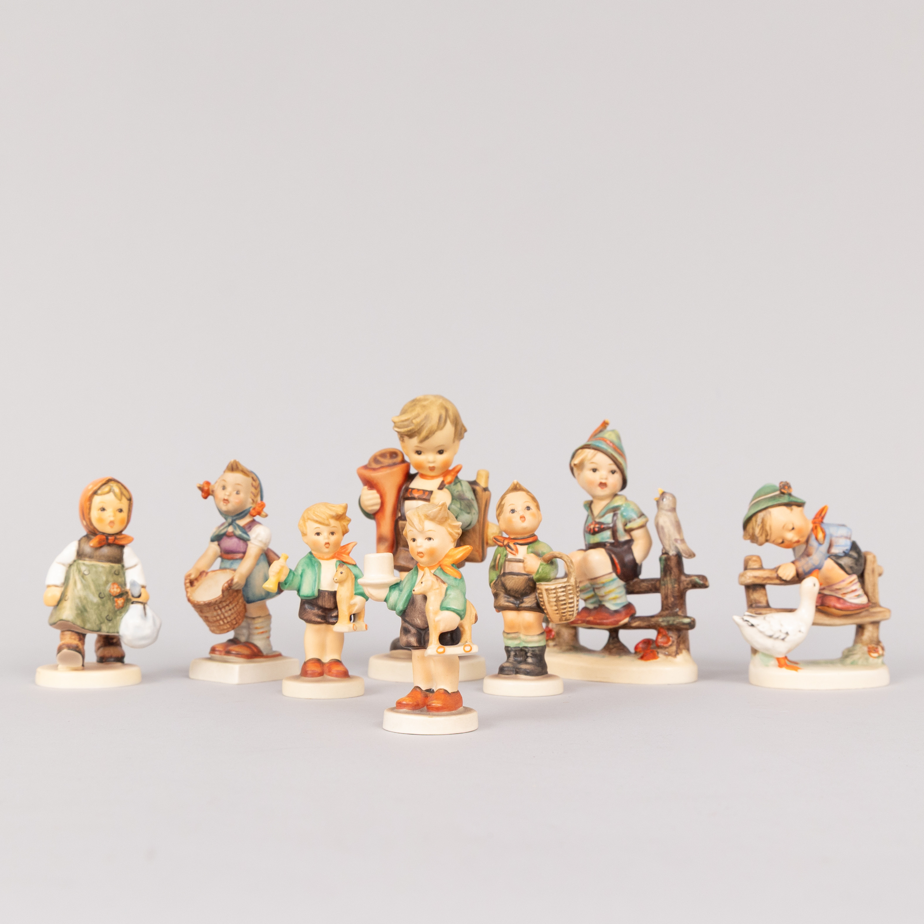 PARTI FIGURINER, 8 st, porslin, barn, Goebel/MJ Hummel, Tyskland.