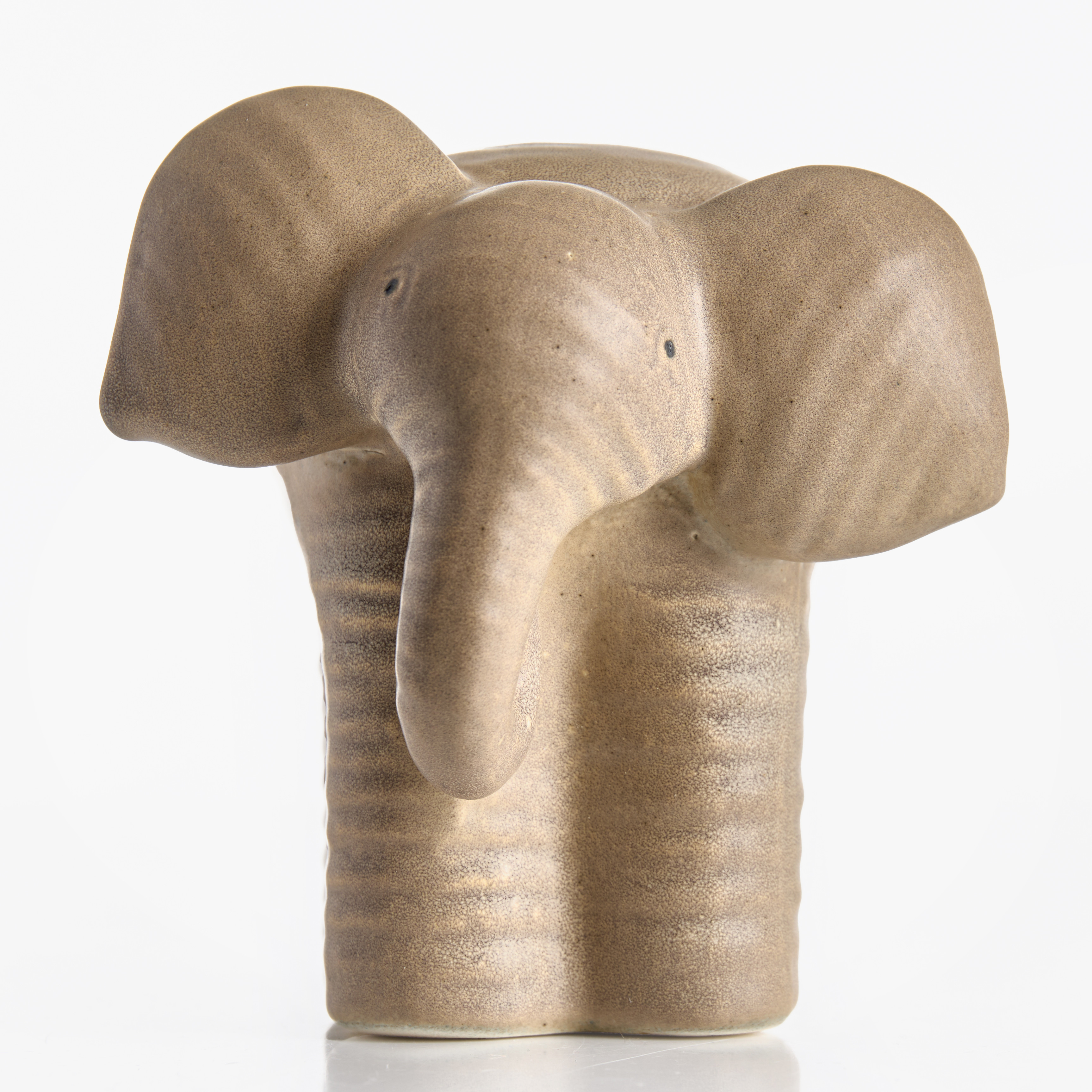 LISA LARSON. Figurin, elefant, stengods, Gustavsberg, märkt Lisa L., Made in Sweden.