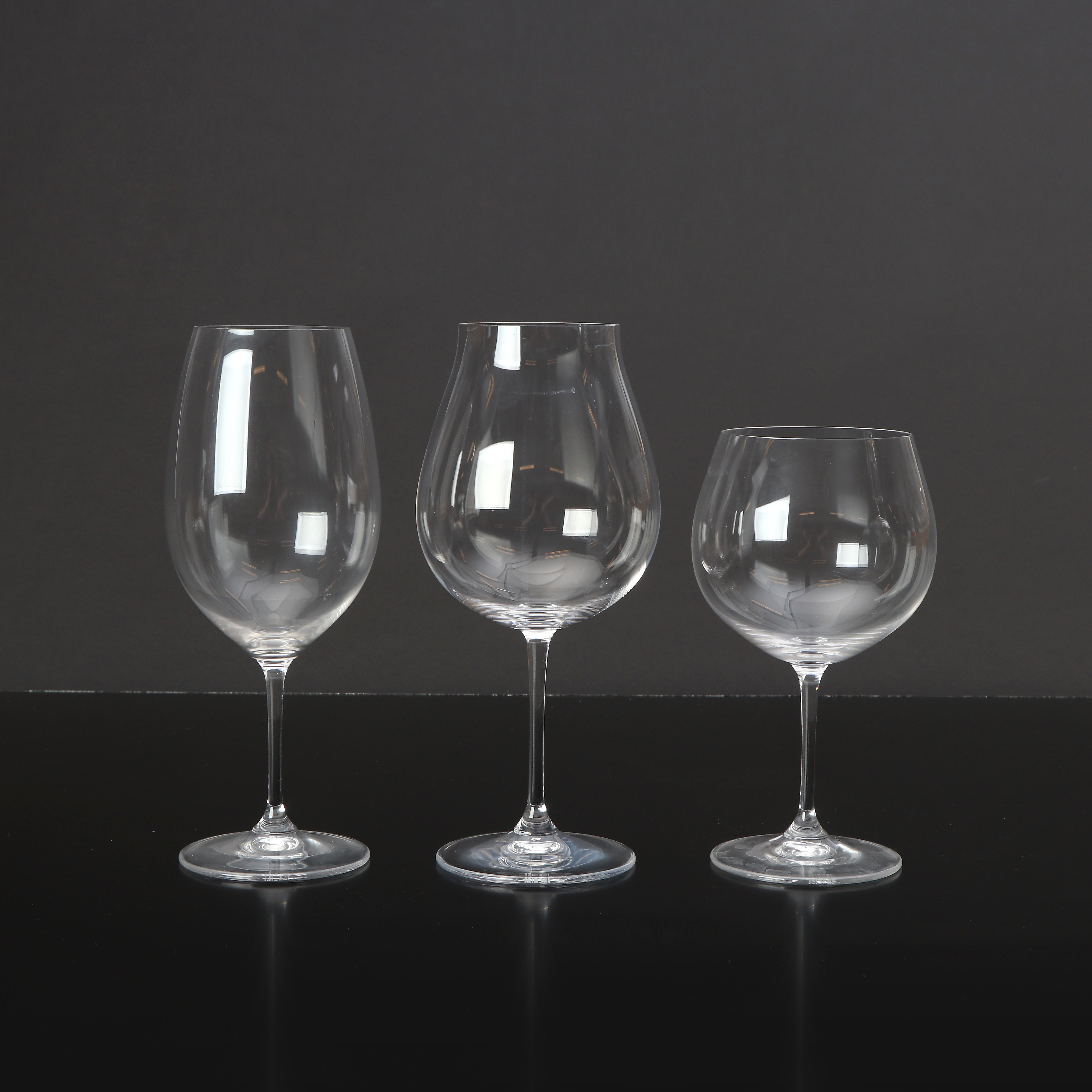 RIEDEL, VINGLAS, 14 ST. Samtida tillverkning. Märkta.
