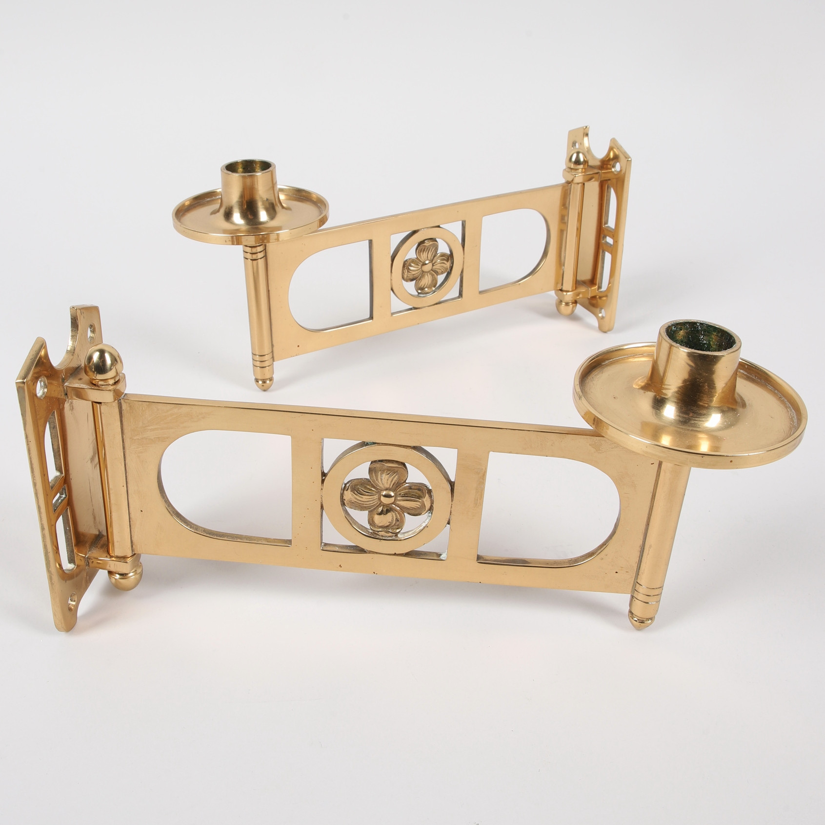 PIANOLJUSSTAKAR, 1 par, mässing/malm, 1900-tal.