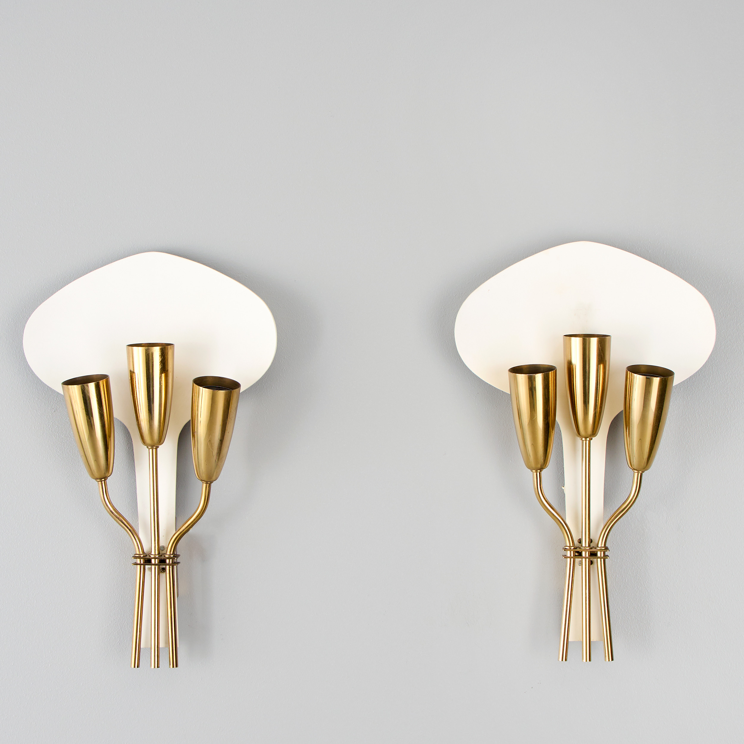 HARALD NOTINI. Vägglampor, 1 par, modell "8772/3", Arvid Böhlmarks Lampfabrik, 1950-tal.