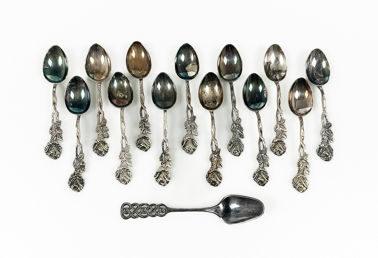 KAFFE / MOCCASKEDAR, 14 st, Silver.