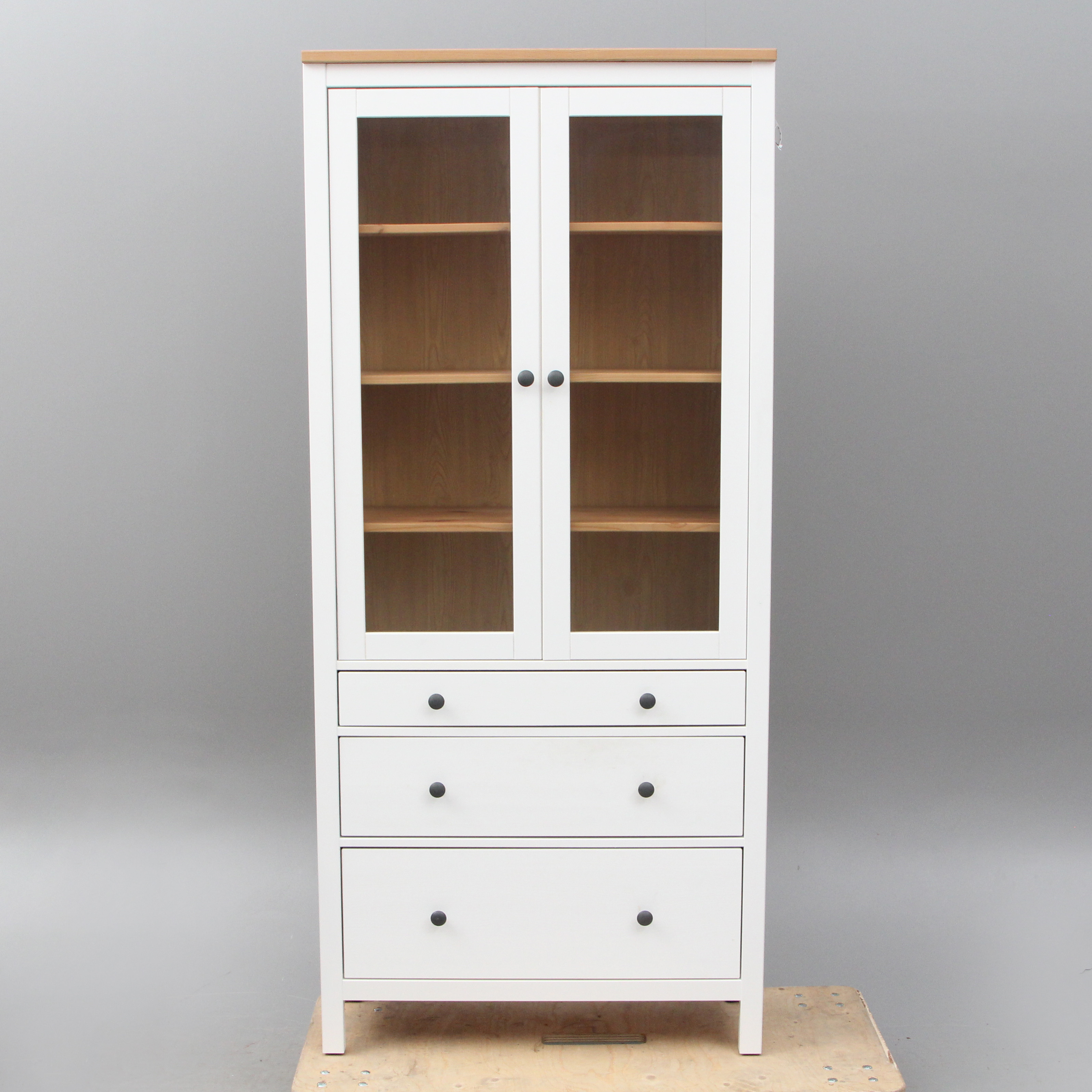 IKEA, Hemnes, skåp.