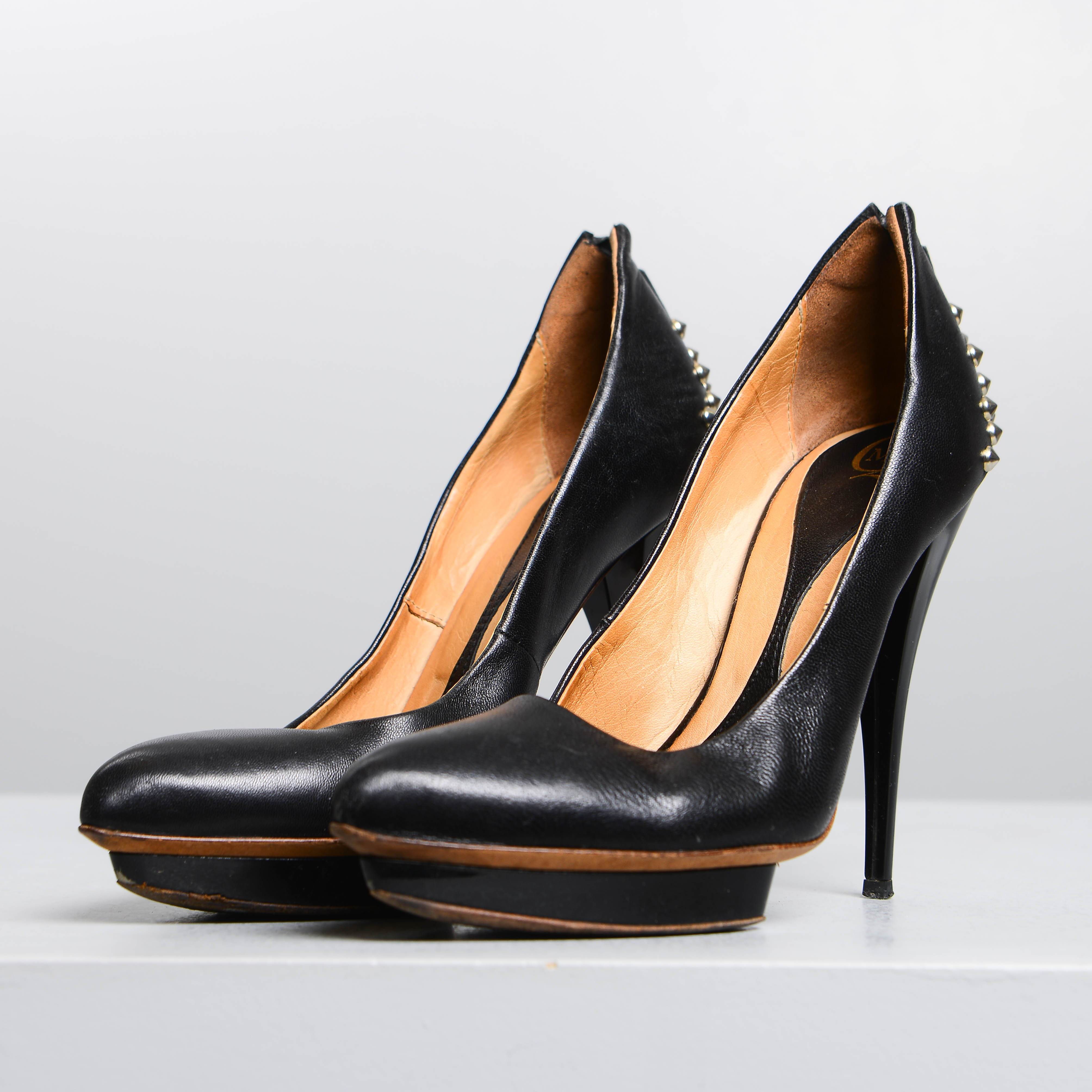 PUMPS, Alexander McQueen, storlek 35.