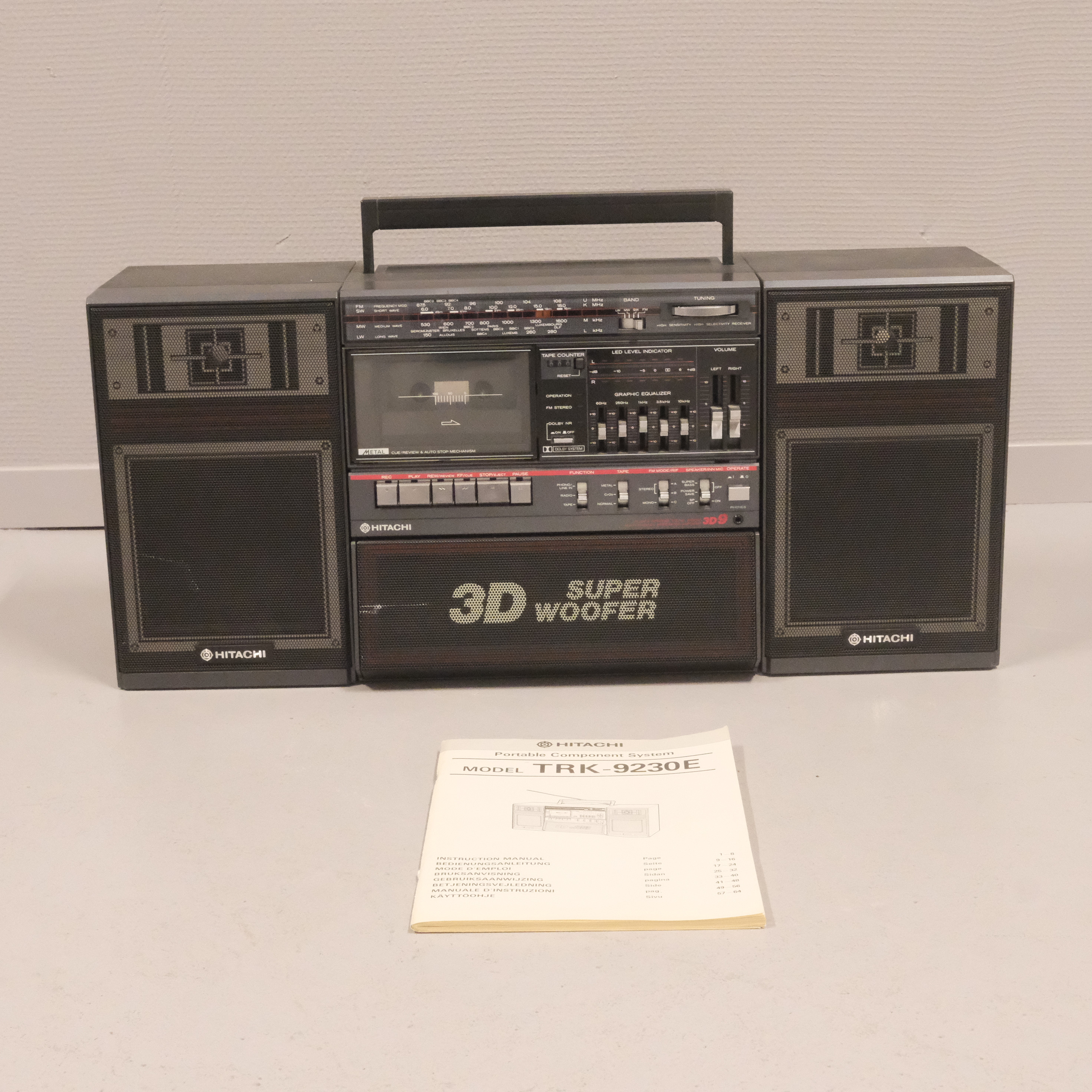 BOOMBOX, HITACHI, MODELL TRK-9230E.