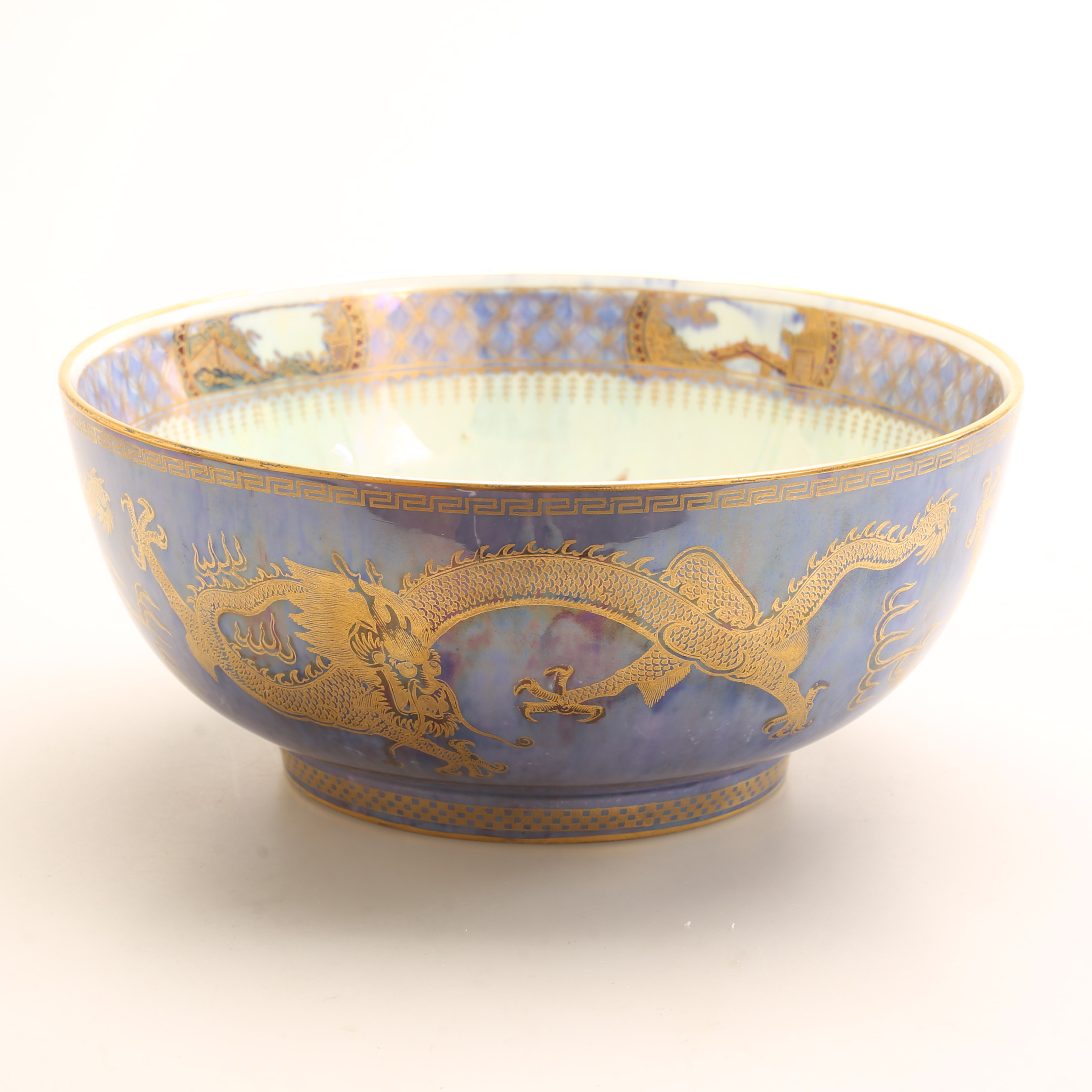 DAISY MAKEIG-JONES. Skål, "Fairyland Lustre", Wedgwood, England.