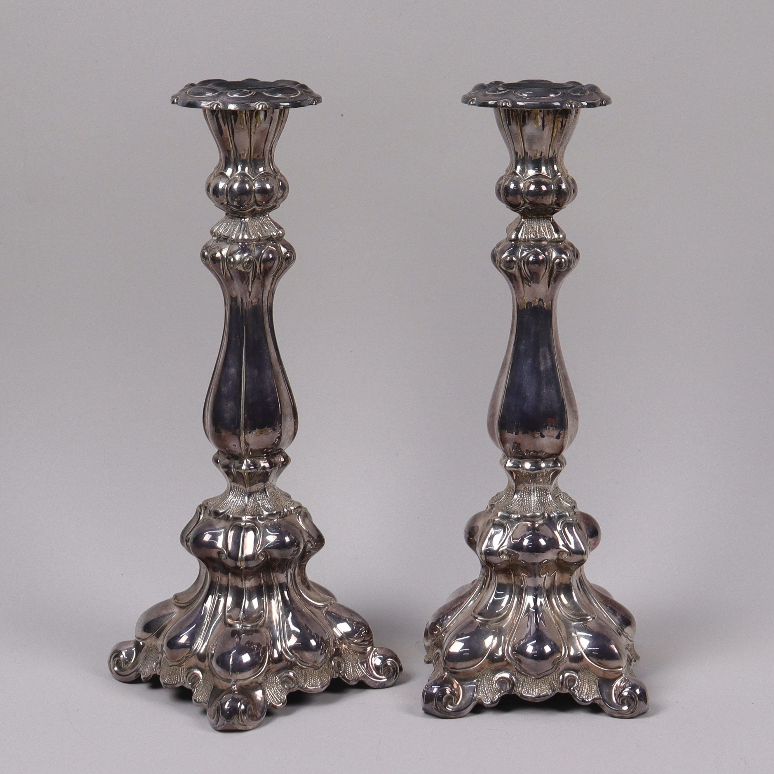 LJUSSTAKAR, nysilver, barockstil, 1 par.
