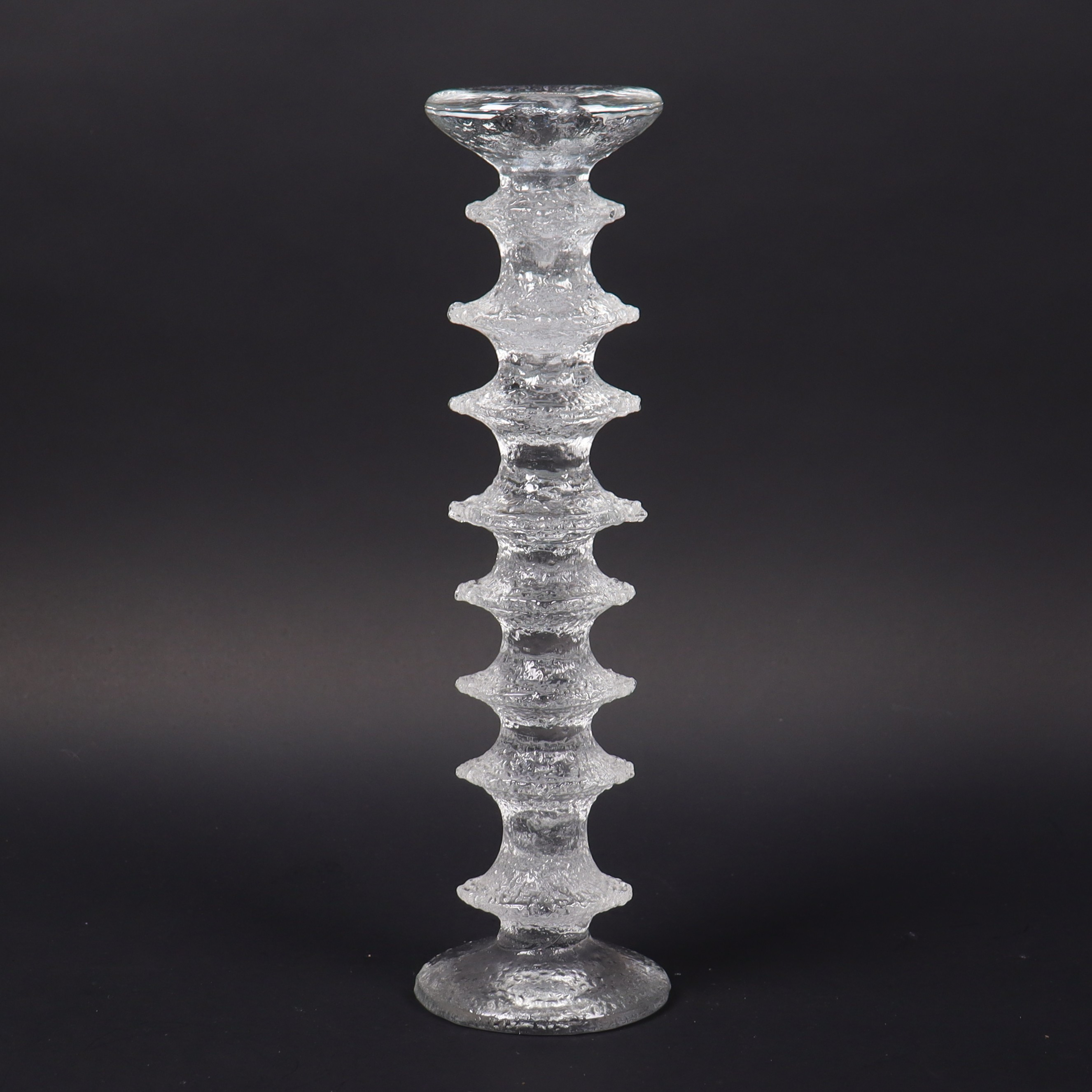 TIMO SARPANEVA. "Festivo", Iittala, ljusstake i glas, 8 ringar.
