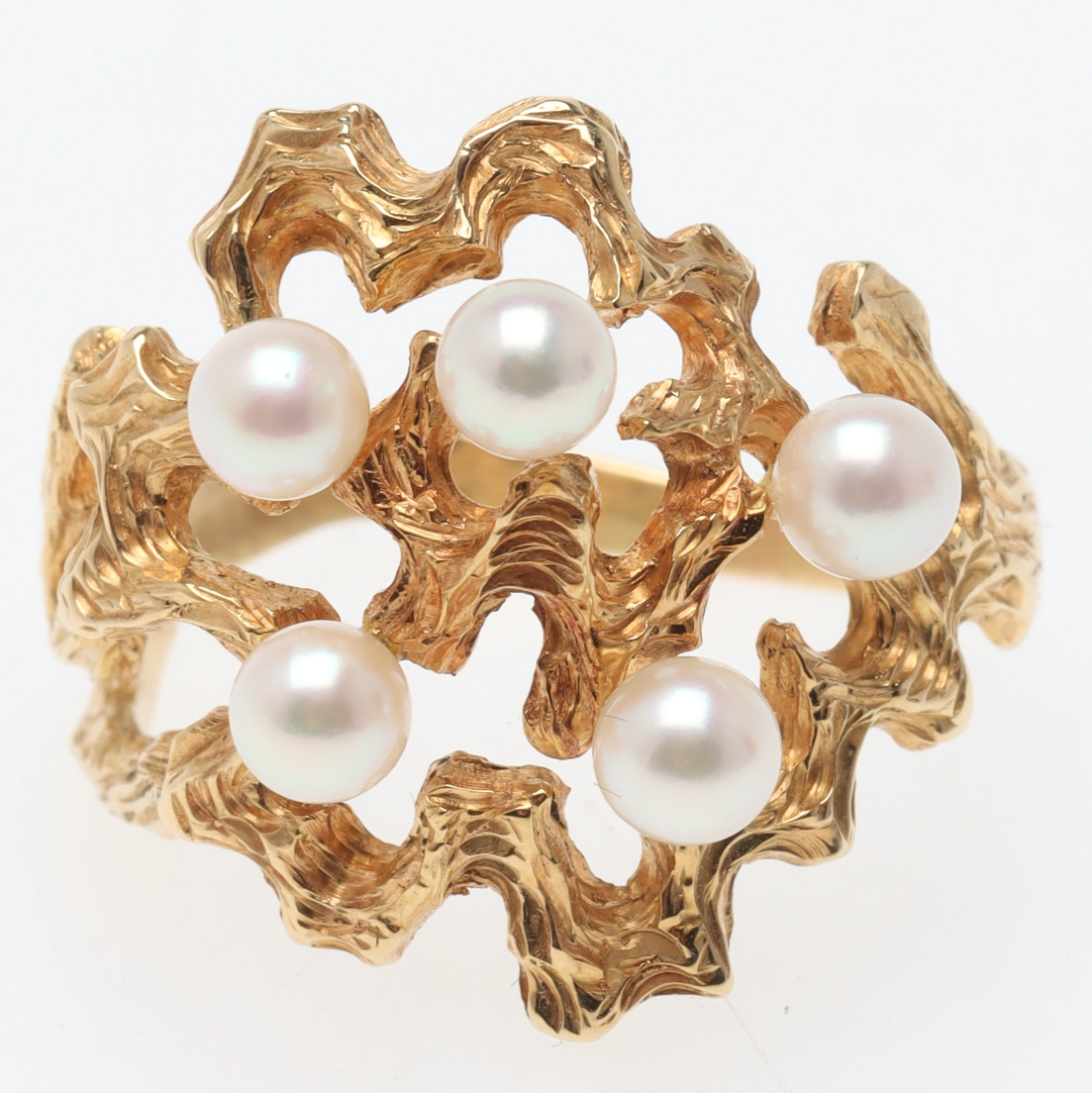 RING, 18K guld, med odlade pärlor.