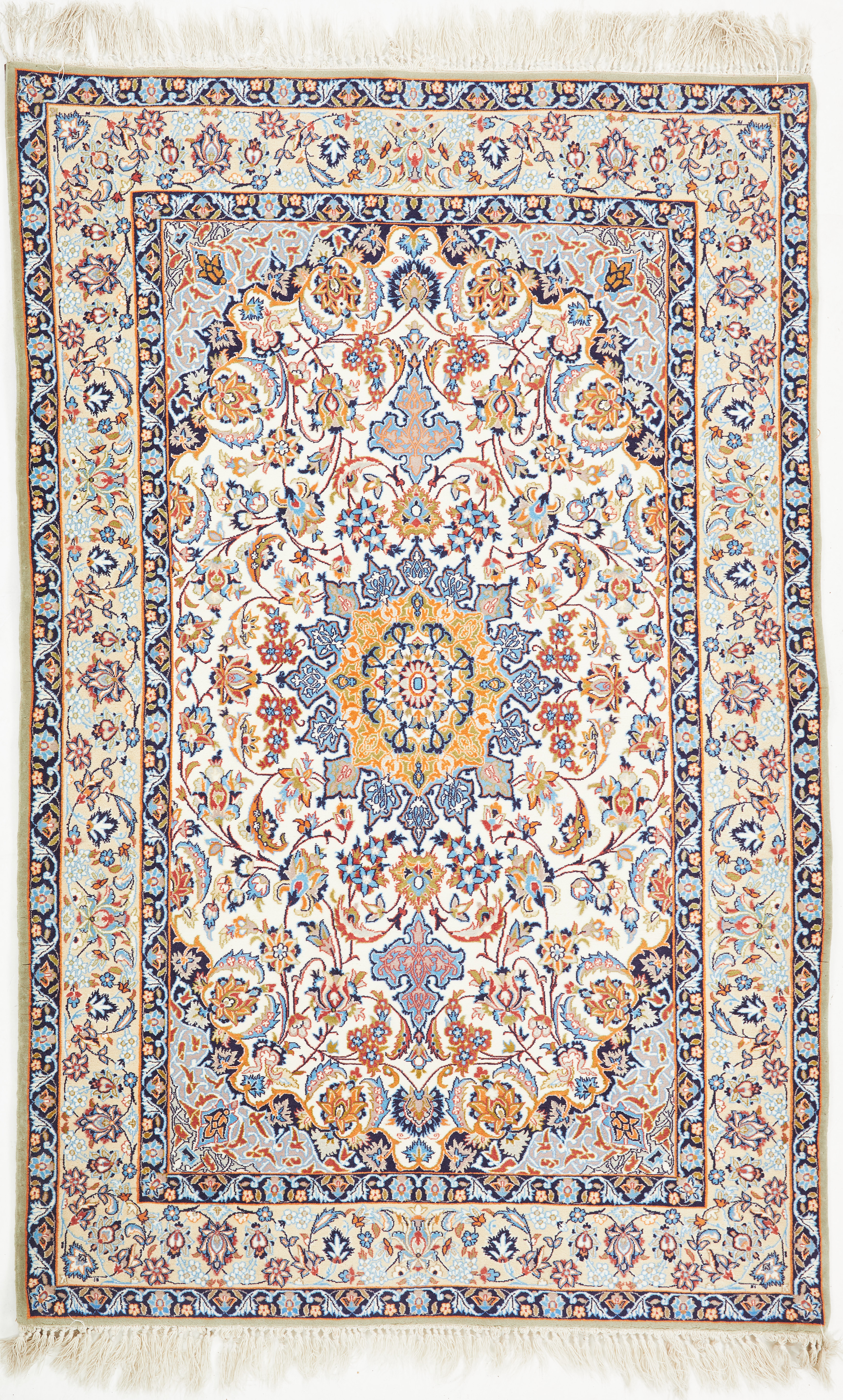 ORIENTMATTA. Nain, ca 165 x 117 cm.