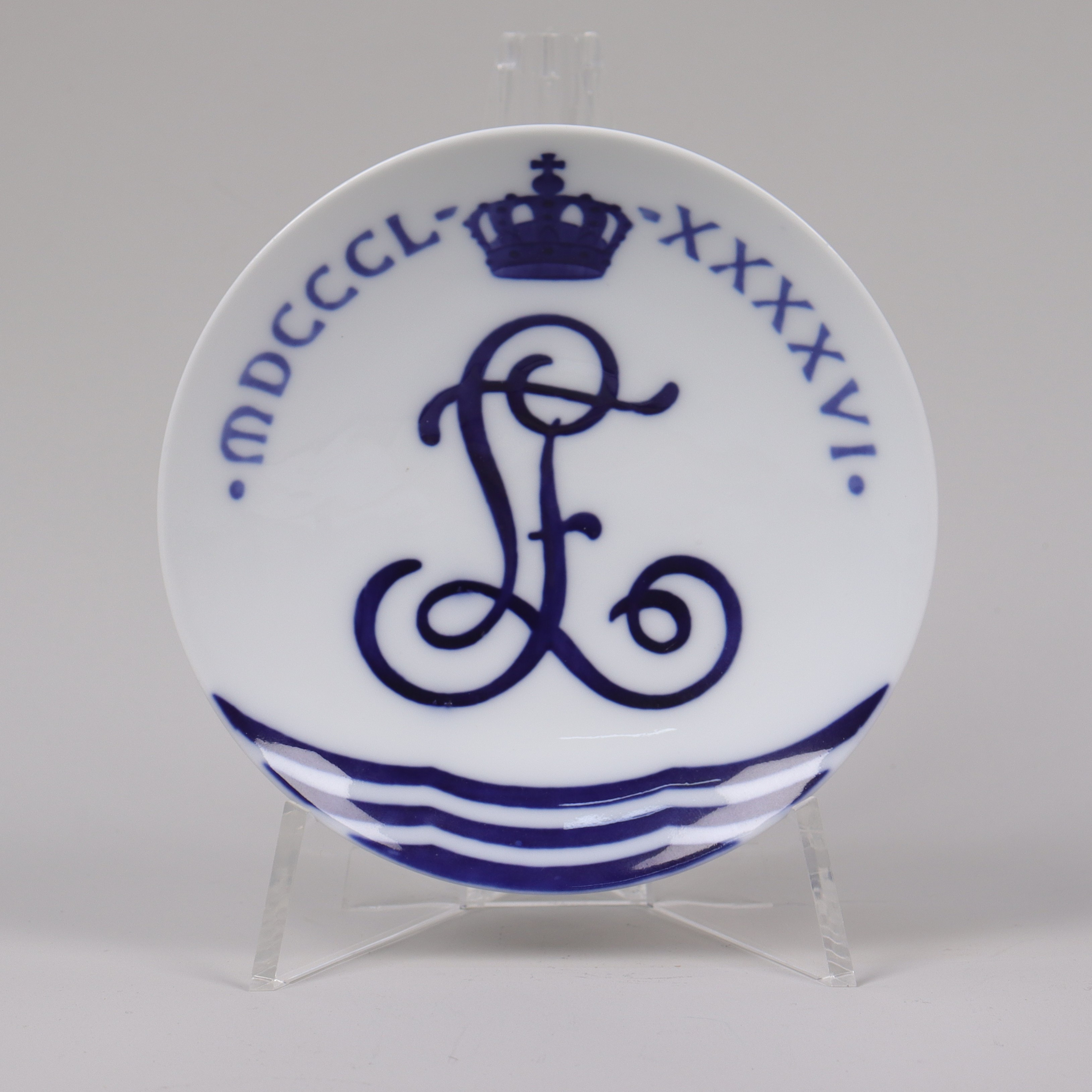 MINNESTALLRIK, Royal Copenhagen, från 1896 som firar bröllopet mellan prinsessan Louise och prins Friedrich av Schaumburg-Lippe.