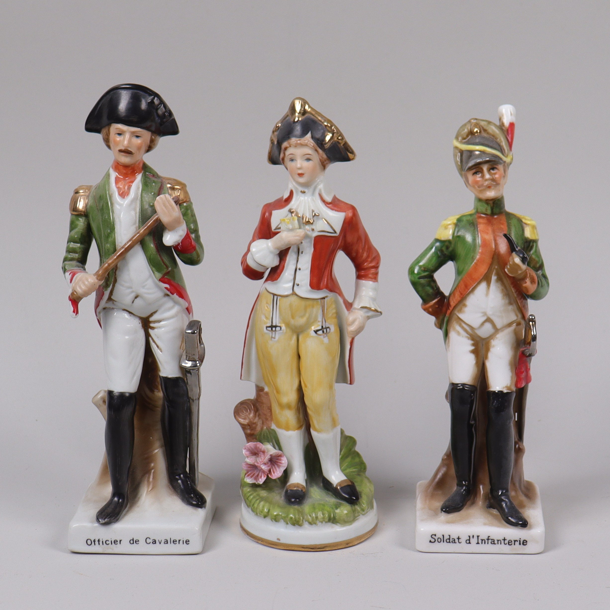 FIGURINER, franska soldater, porslin, 3 st.